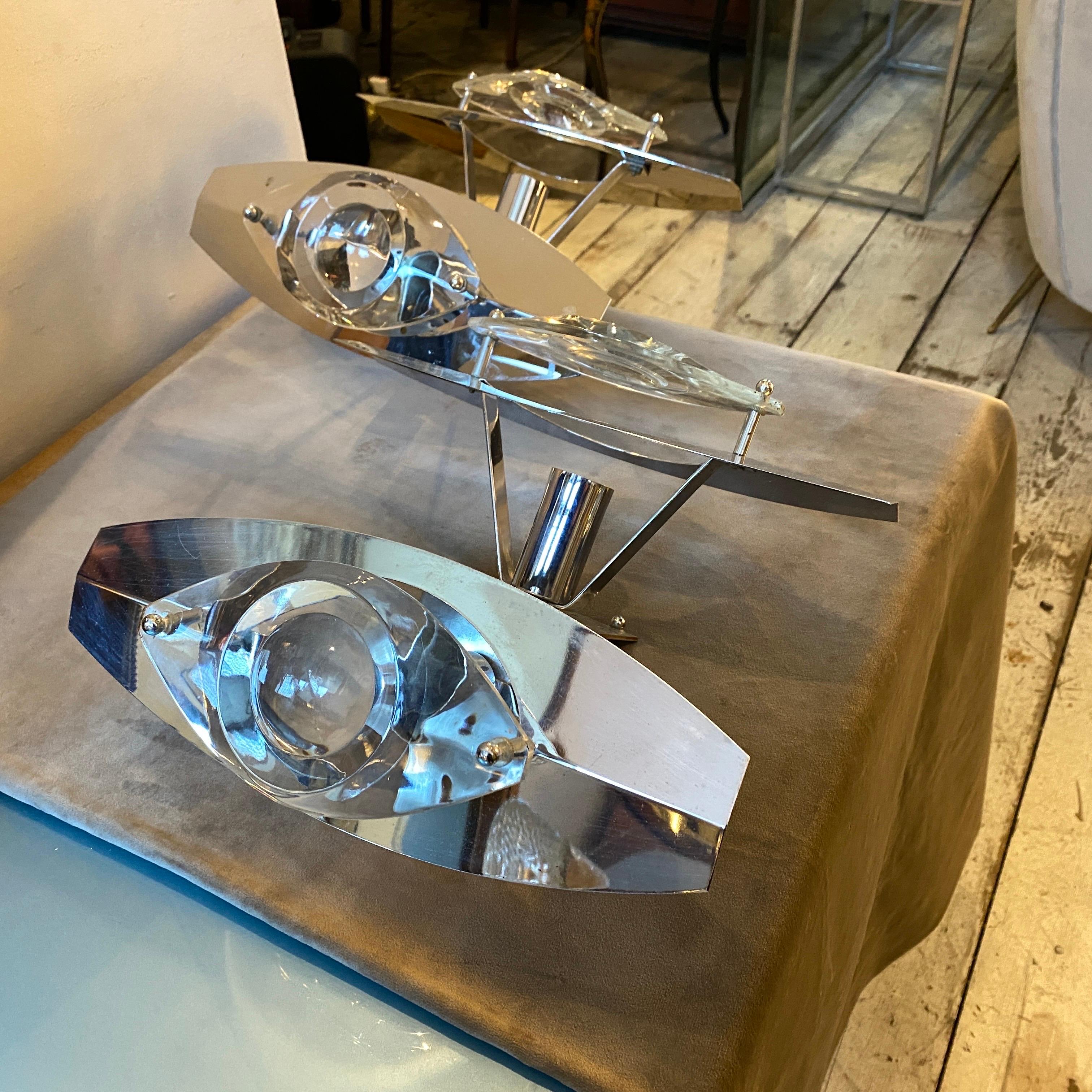 1970s Set of Two Oscar Torlasco Space Age Chromed Metal and Glass Wall Sconces For Sale 2