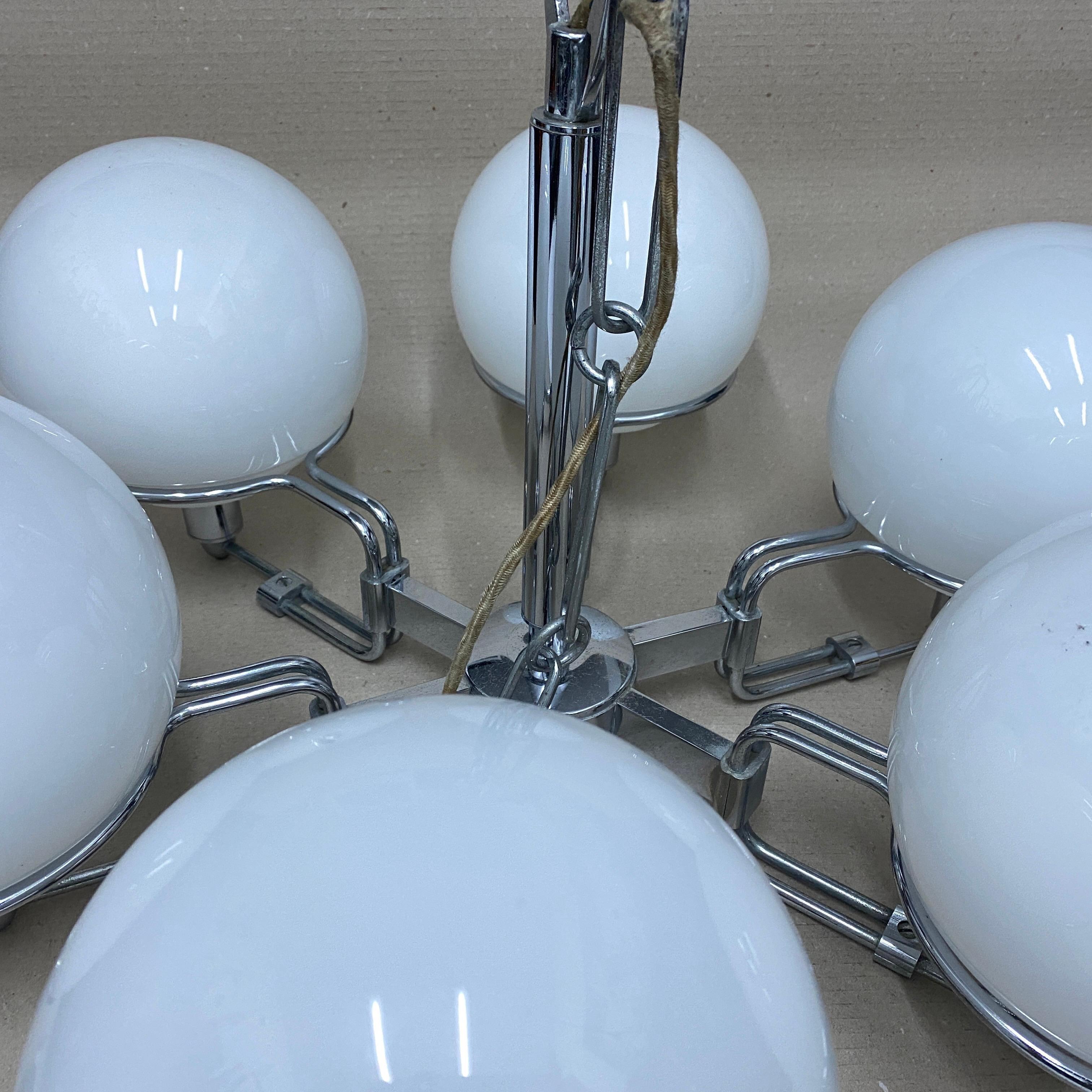 Paire de pendentifs italiens de style Sarfatti de l'ère spatiale des années 1970 en vente 6