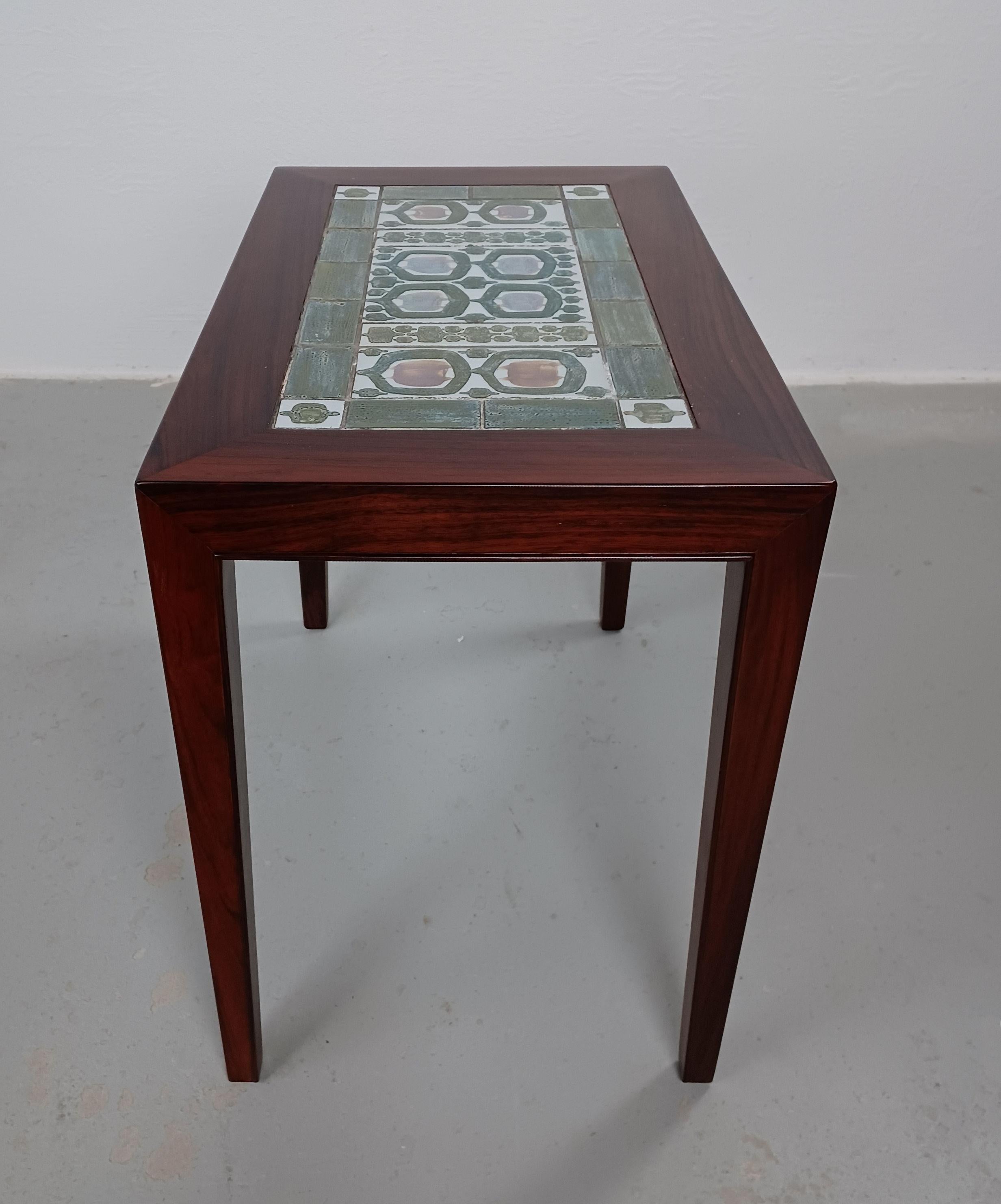 1970s Severin Hansen Rosewood Side Tables Nils Thorsson Royal Copenhagen Tiles In Good Condition For Sale In Knebel, DK