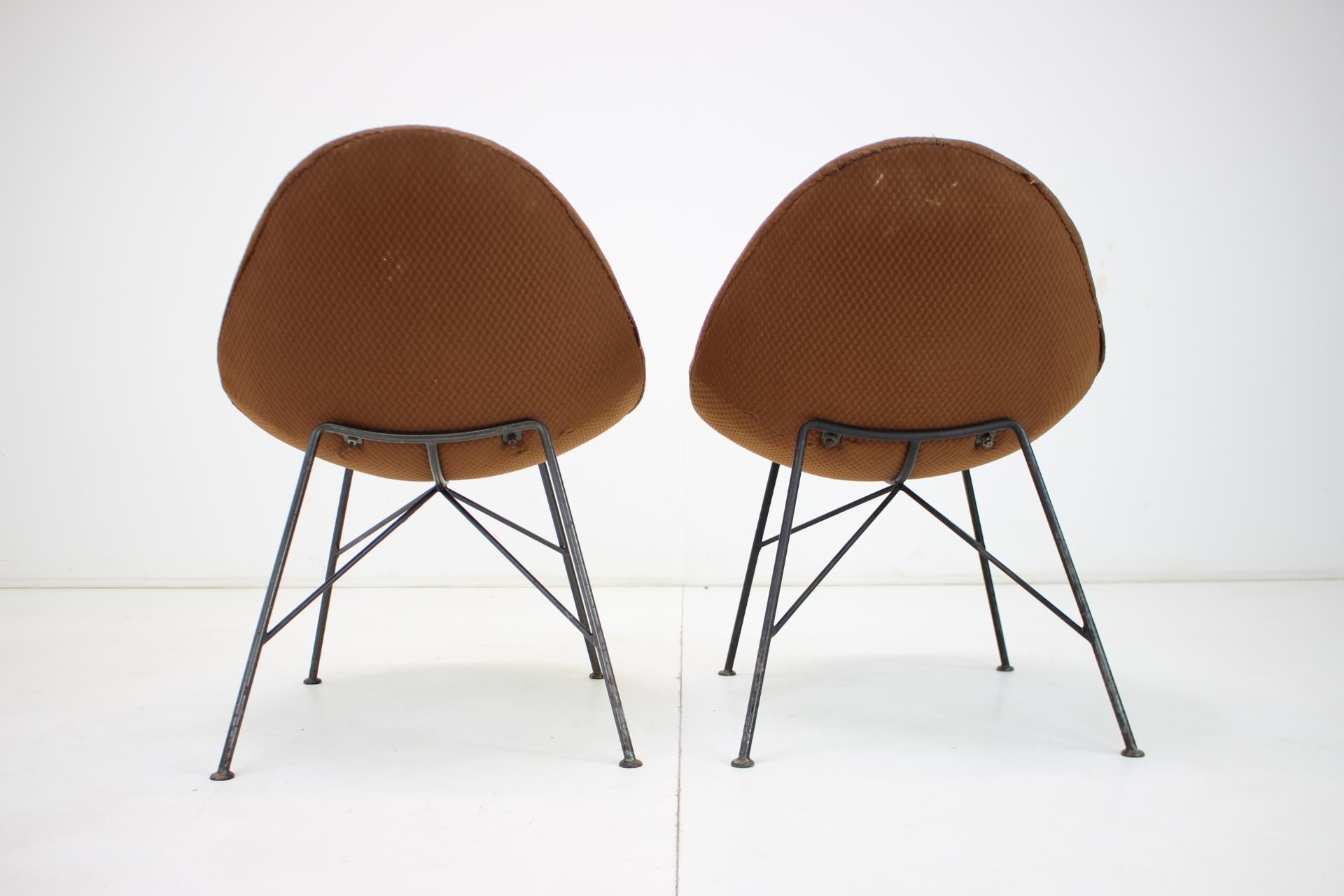 Fabric 1970s Shell Chair, Set of 2 For Sale