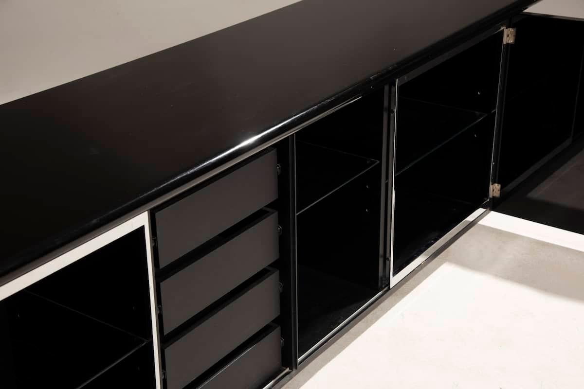 Legno Credenza Sheraton Acerbis laccata nera anni '70 L 282 cm