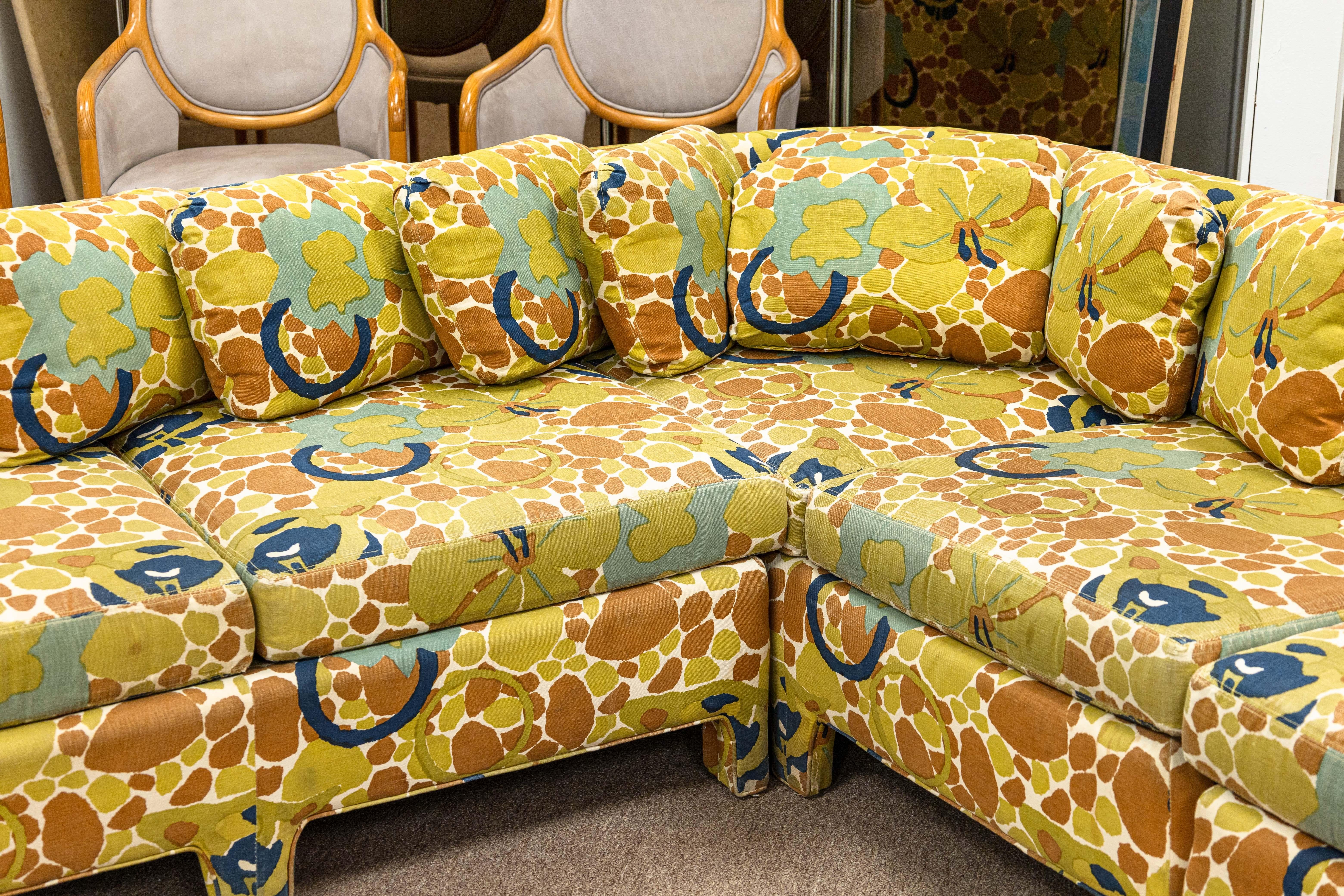 Mid-Century Modern 1970s Sherrill Furniture Co Milo Baughman Style Colorful 3 Piece Sofa Sectional