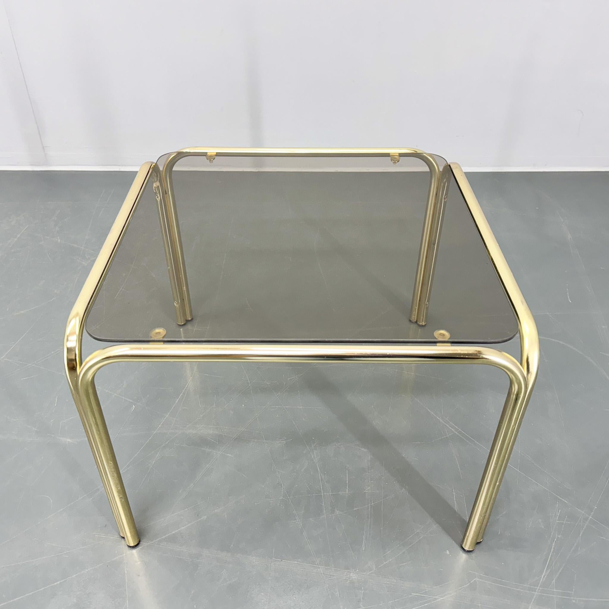 Table d'appoint ou table basse des années 1970 avec verre fumé, Allemagne en vente 4