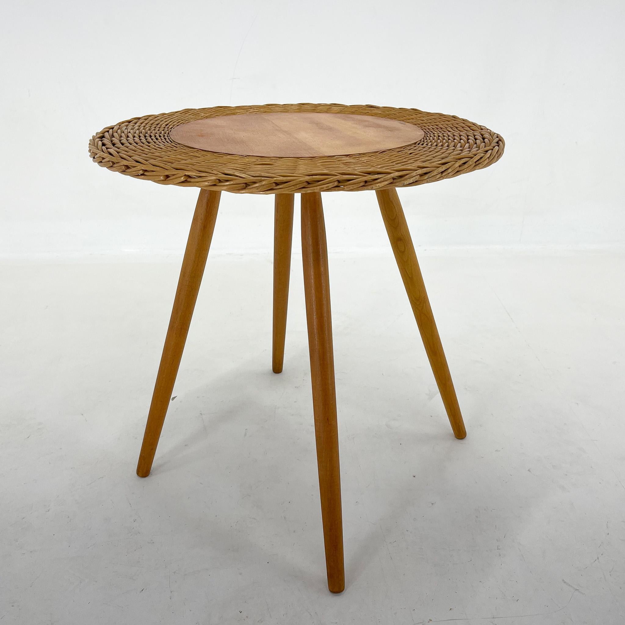 Mid-Century Modern 1970's Side Table by Jan Kalous Fo Uluv, Czechoslovakia For Sale