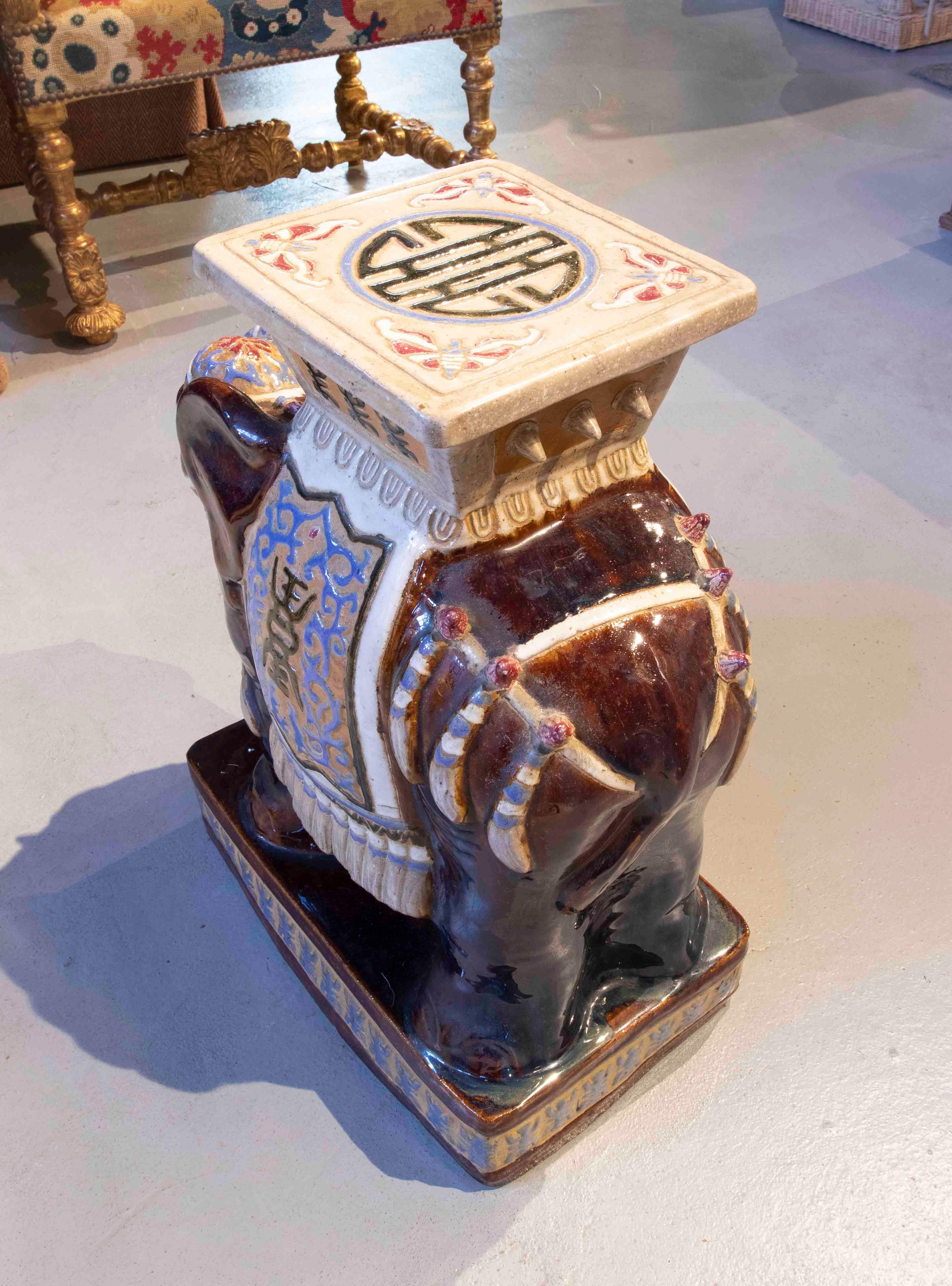 1970s Side Table in the Shape of a Glazed Ceramic Elephant  In Good Condition In Marbella, ES