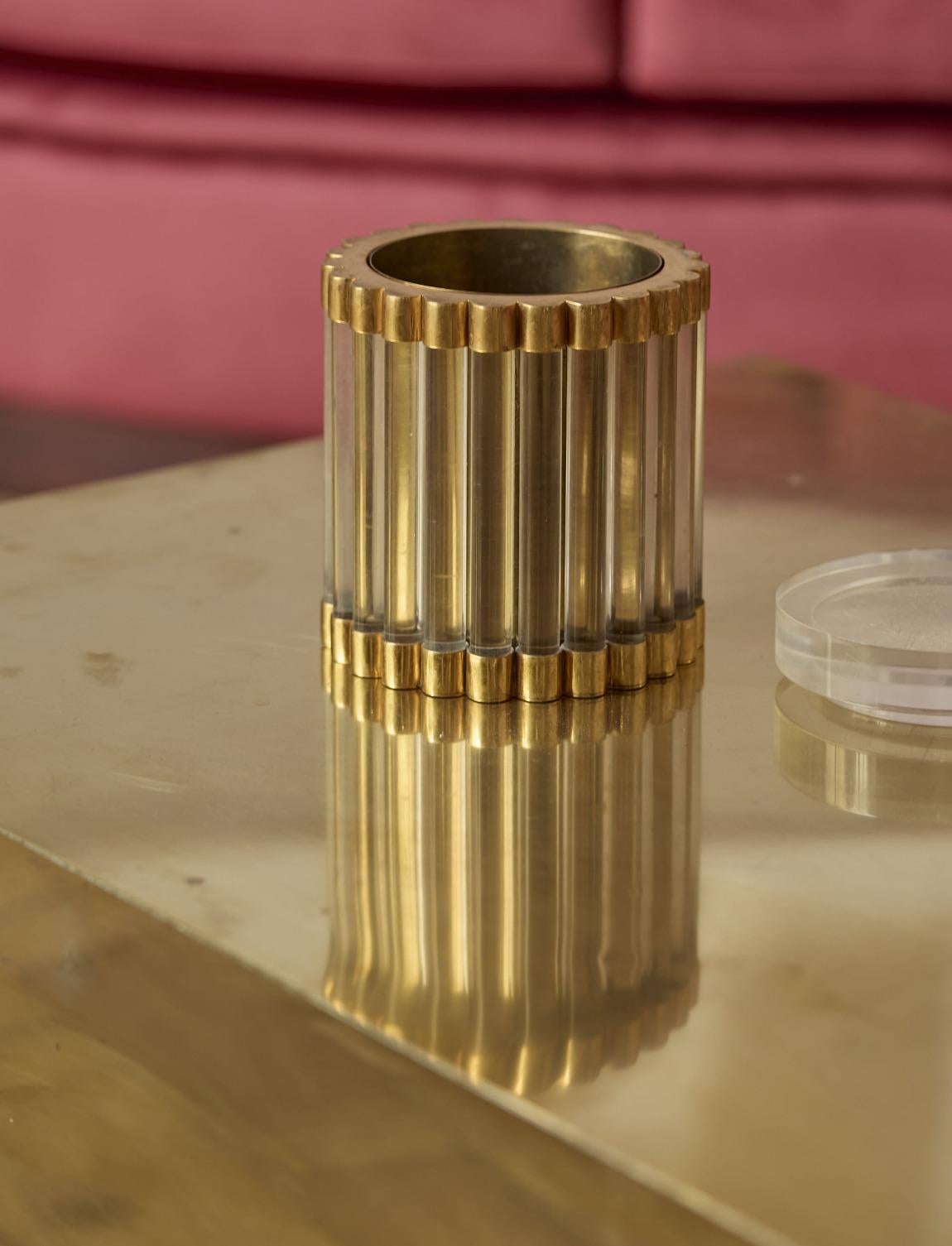 1970s Signed Gabriella Crespi Brass and Plexiglass Pot im Zustand „Gut“ im Angebot in Florence, Tuscany