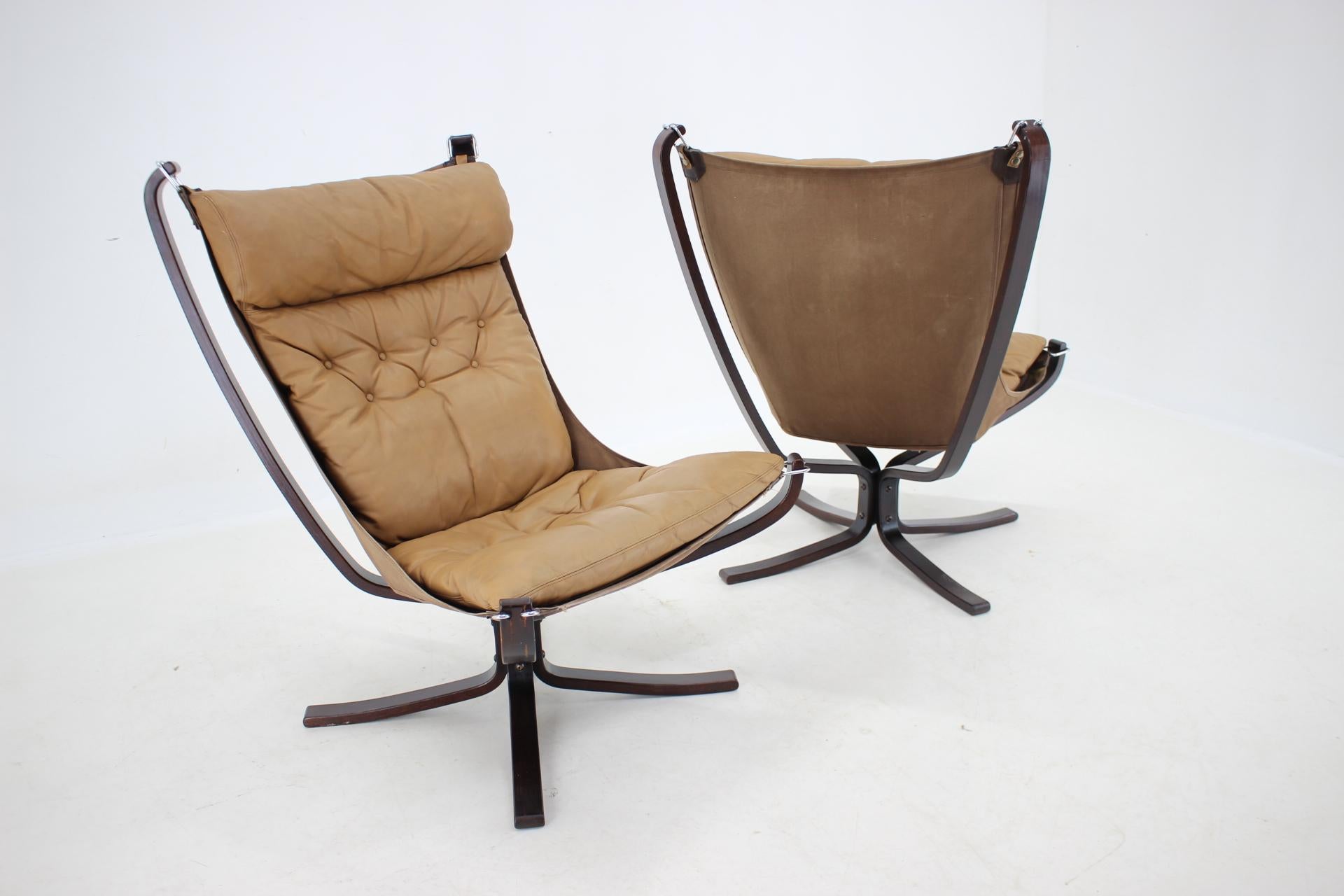 1970 Sigurd Ressell Paire de chaises Falcon en cuir par Vatne Møbler , Norvège en vente 3