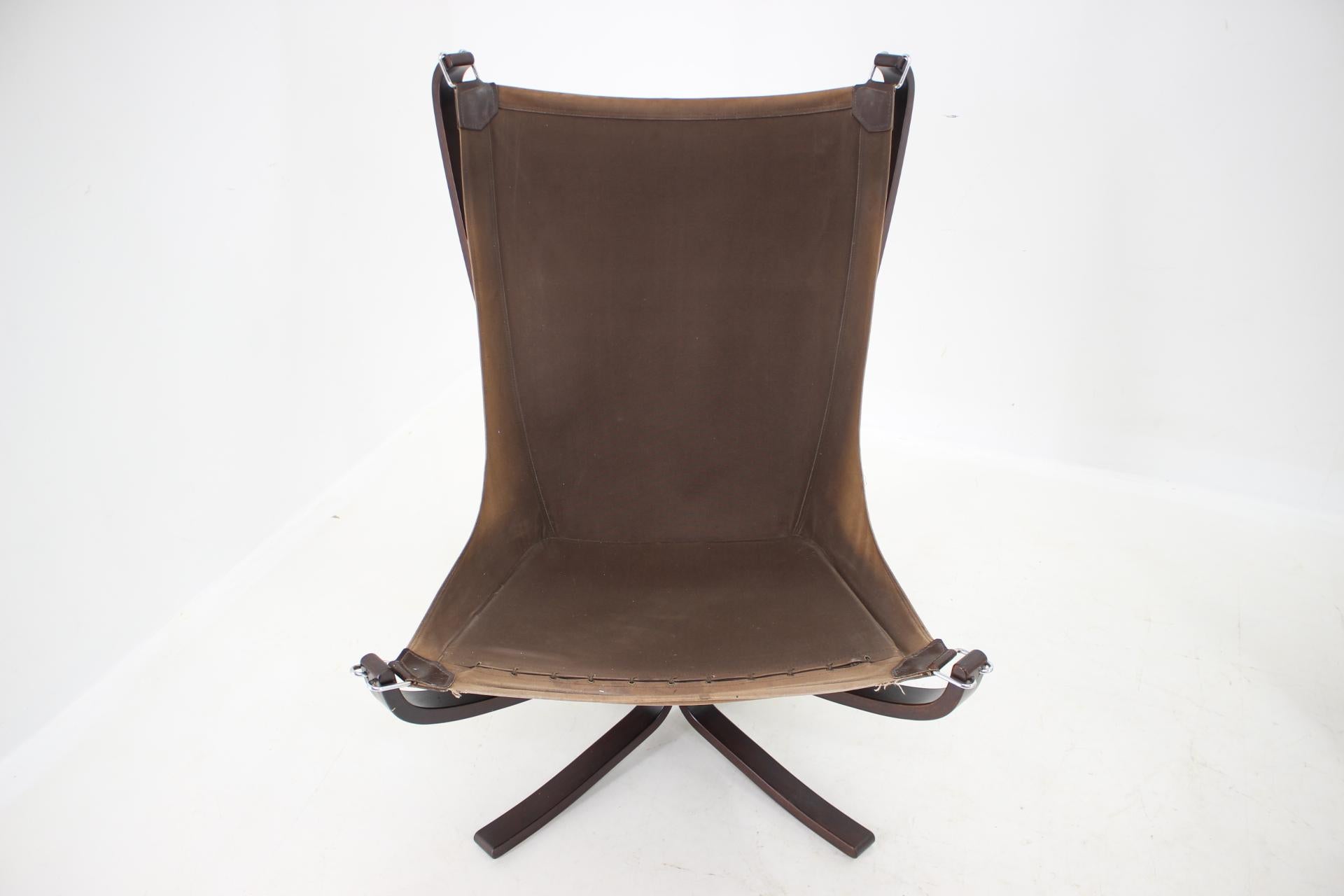 1970 Sigurd Ressell Paire de chaises Falcon en cuir par Vatne Møbler , Norvège en vente 5