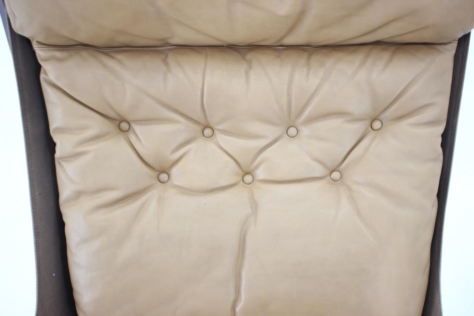 1970s Sigurd Ressell Pair of Falcon Chairs Leather by Vatne Møbler , Norway 9