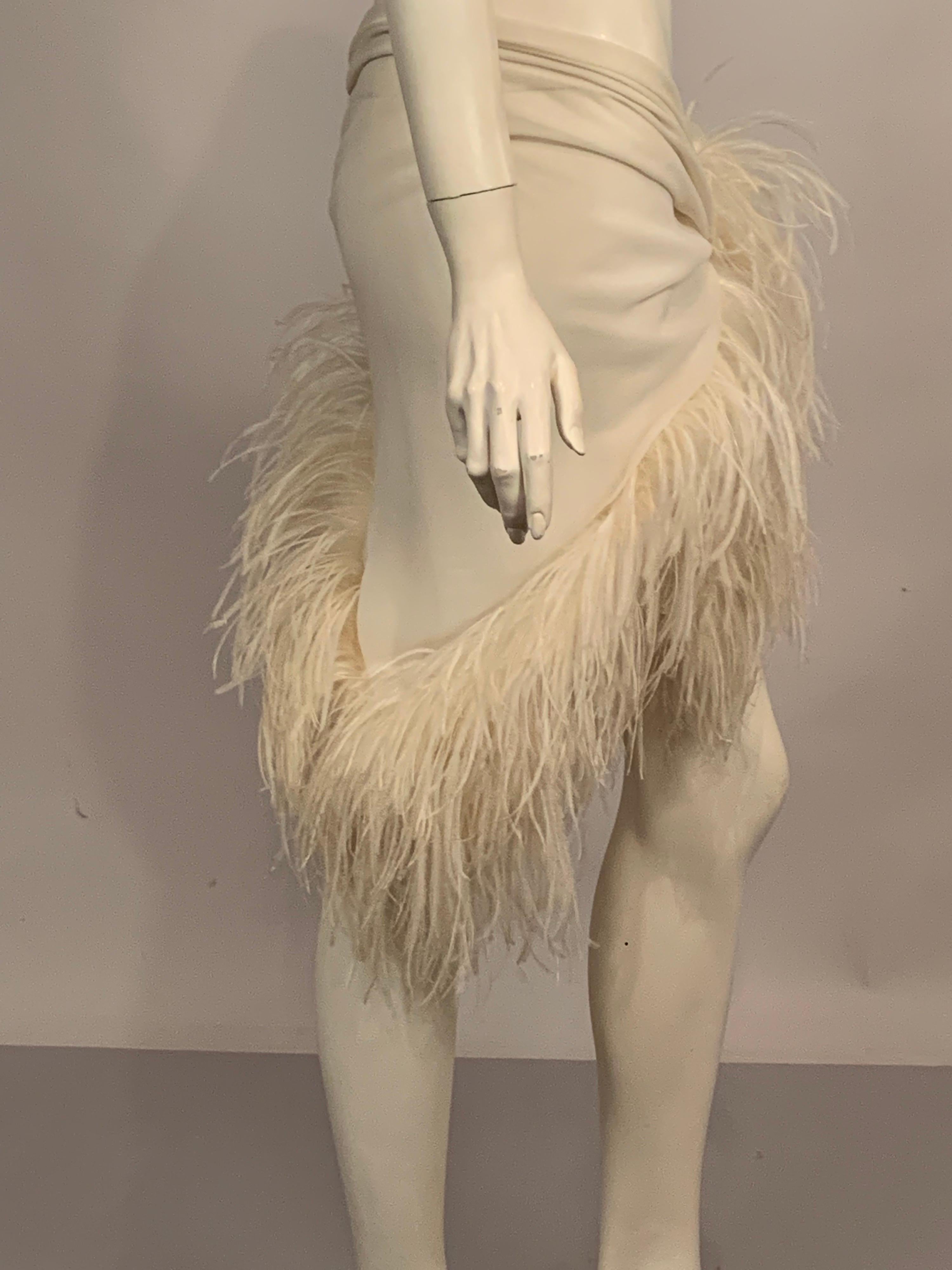 1970's Silk Crepe and Ostrich Feather Shawl or Hip Wrap from  Lord & Taylor In Excellent Condition In New Hope, PA