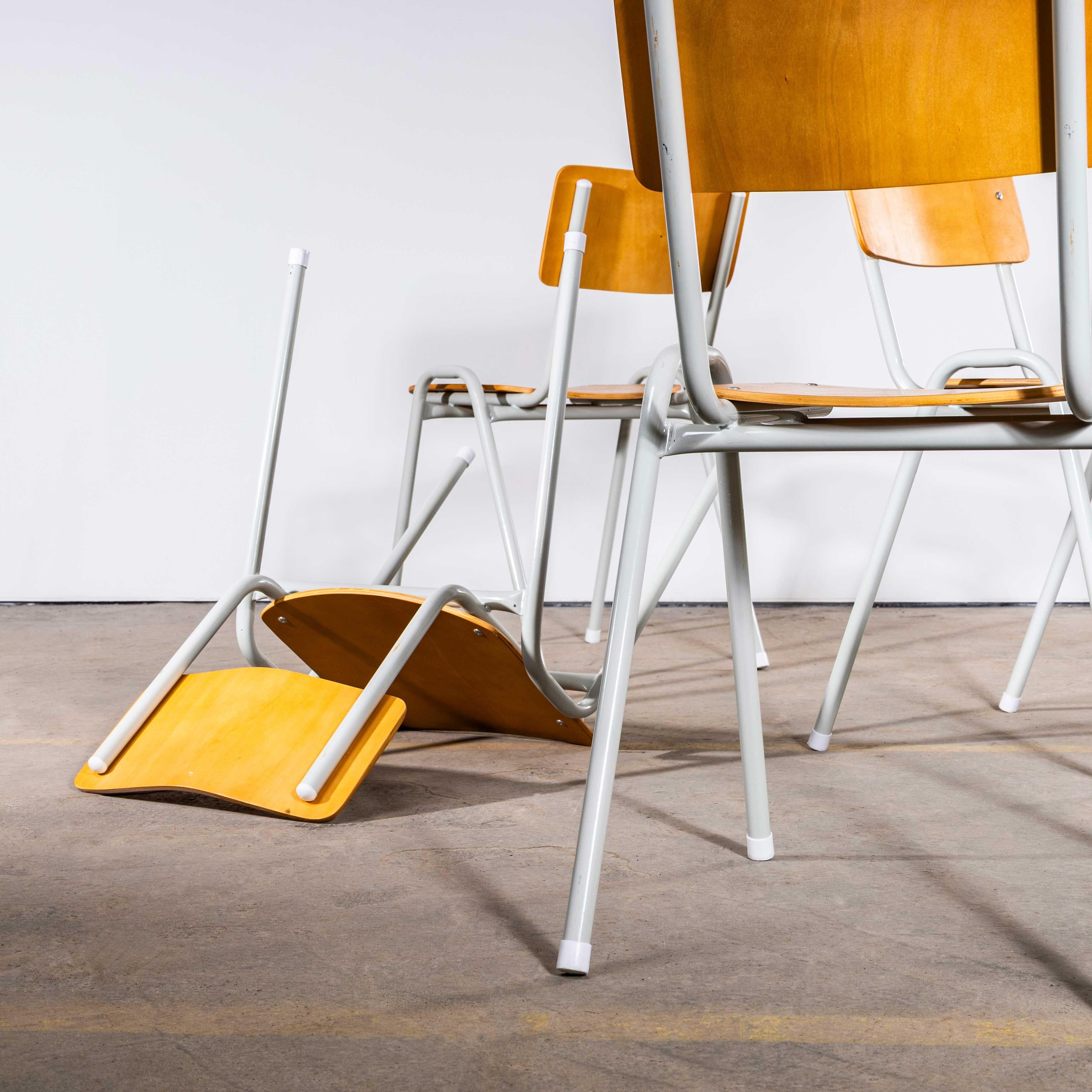 Fin du 20e siècle 1970's Simple Stacking University Dining Chairs - Large Quantity Available en vente