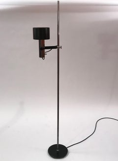 1970's Single Lantern Adjustable Lightolier Floor Lamp in Black and Chrome