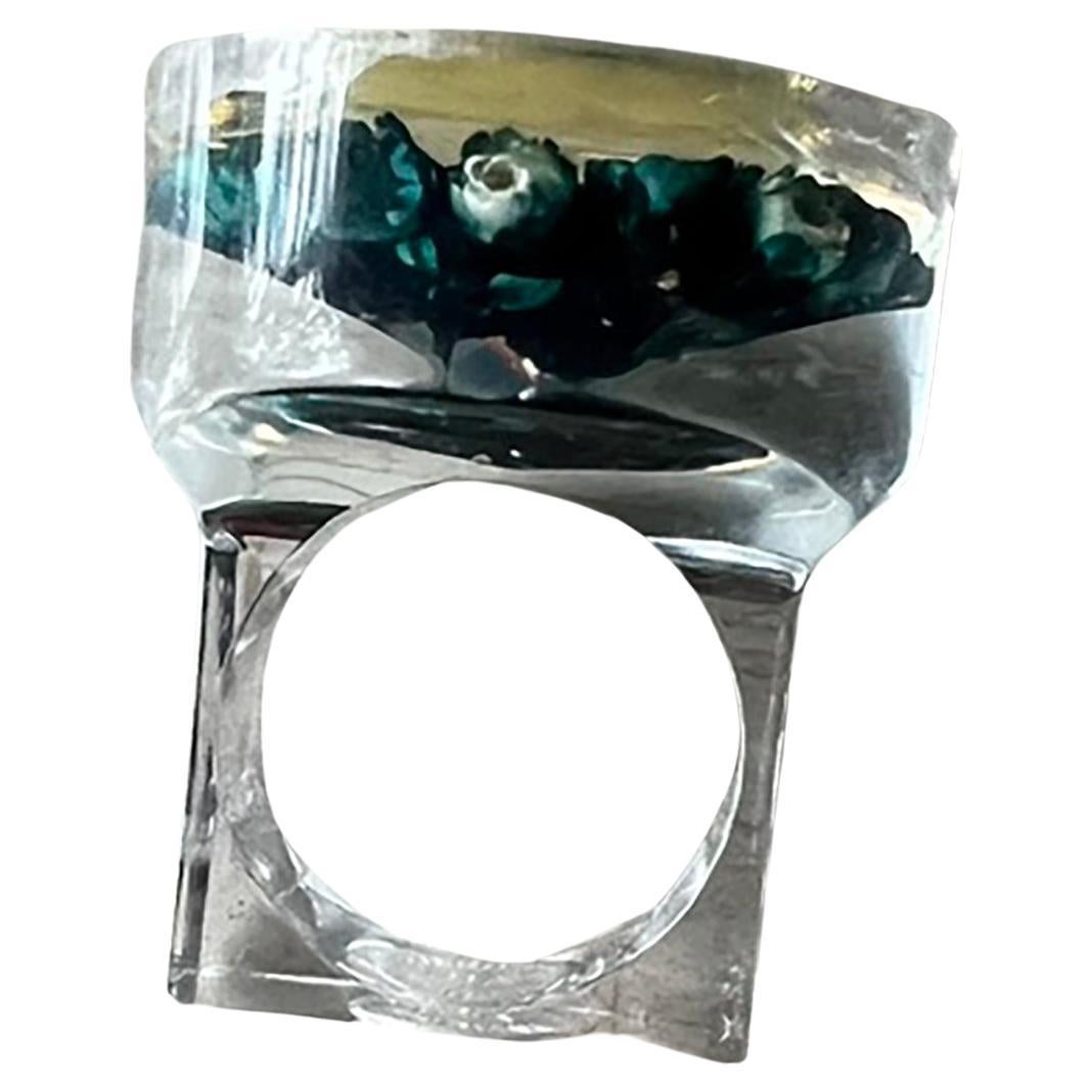 Schwedischer Space Age Modernistischer Acrylring mit Blumen, Siv Langstrom, 1970er Jahre (Kunsthandwerker*in)