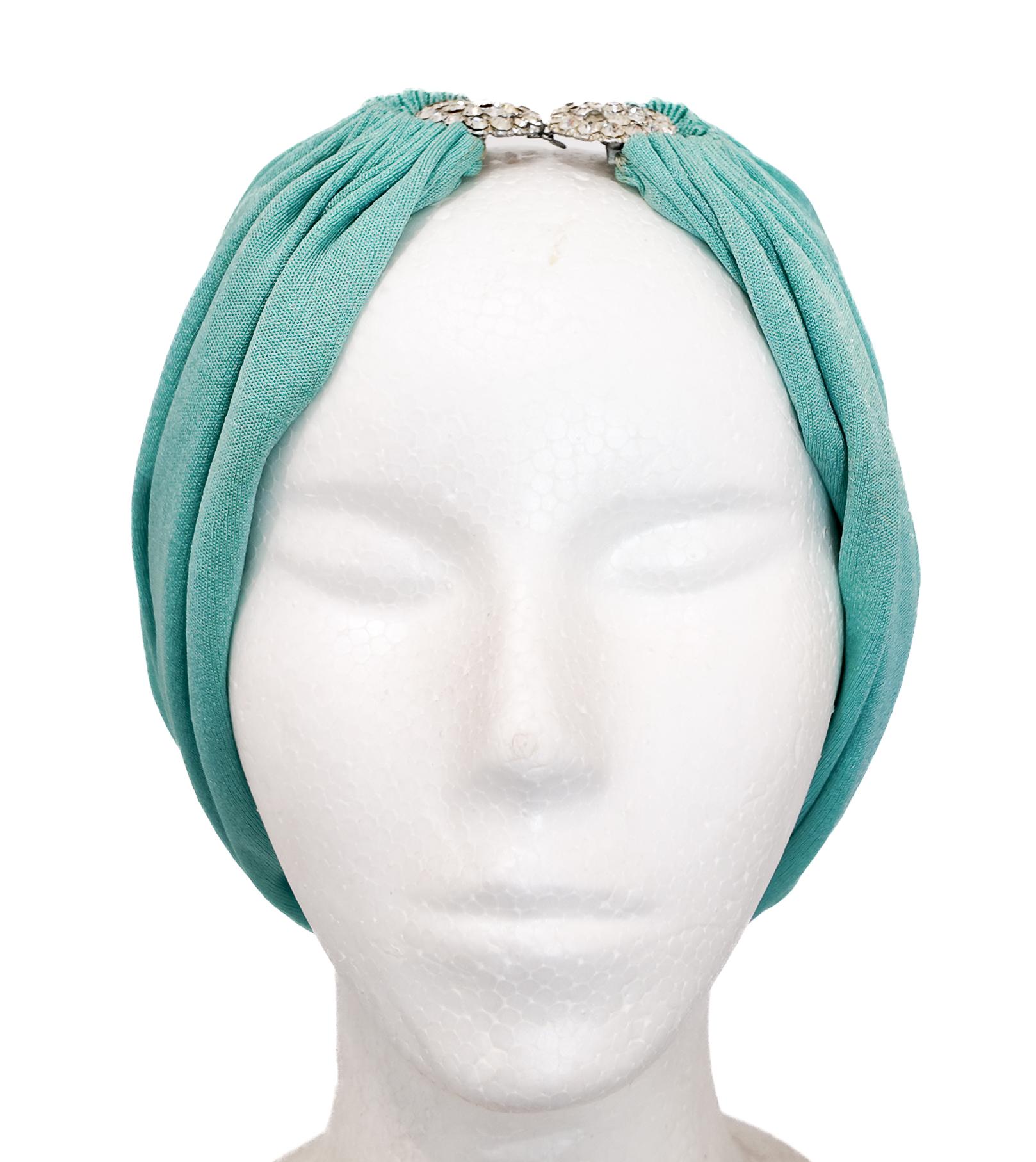 Donna Abito a portafoglio in jersey azzurro anni '70 con turbante in vendita