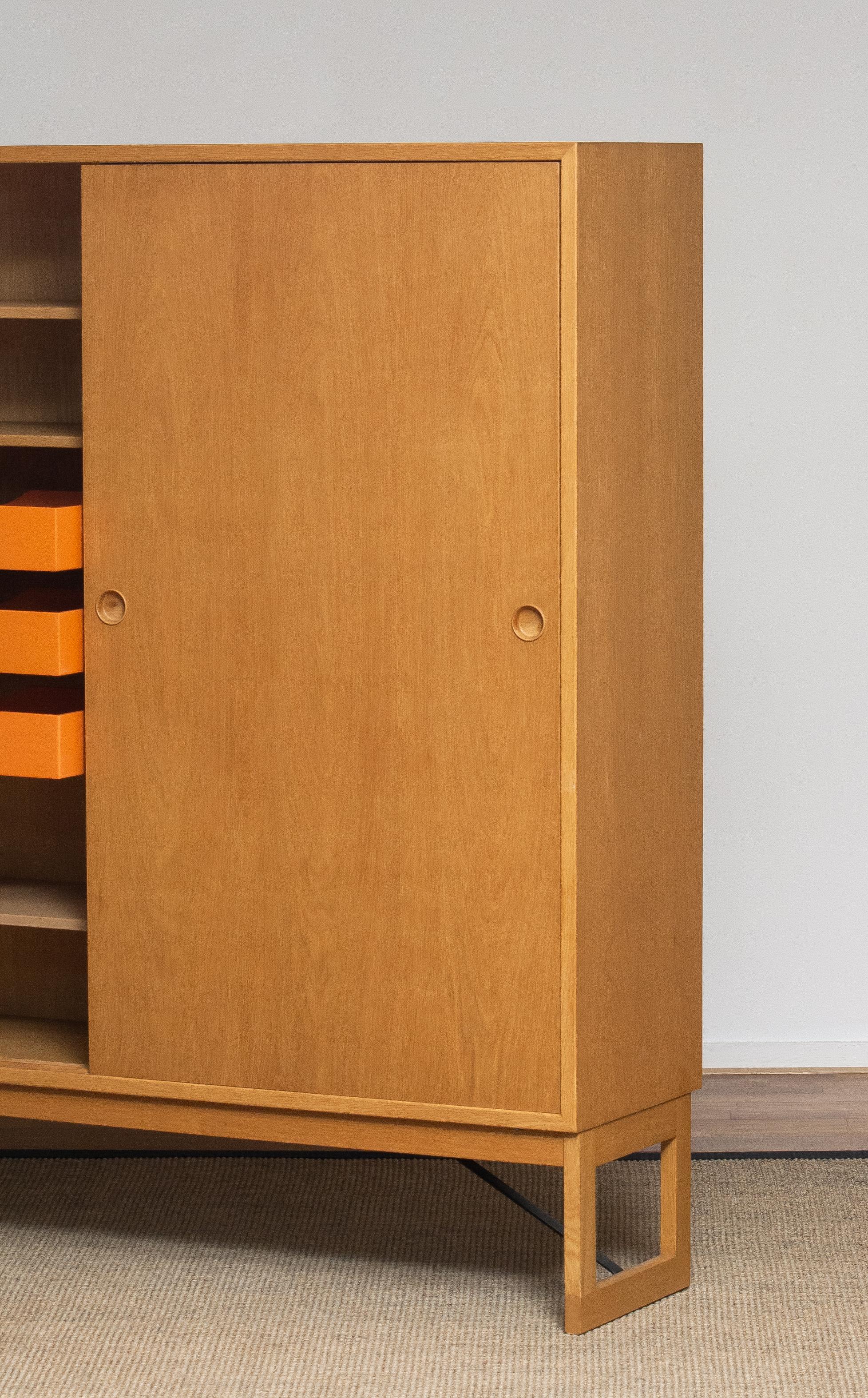 1970s, Slim Oak Cabinet or Buffet by Børge Mogensen for Karl Andersson, Sweden 4