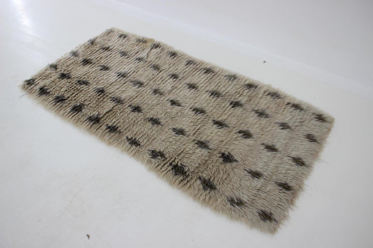 1970s Small Danish Wool Rug For Sale at 1stDibs
