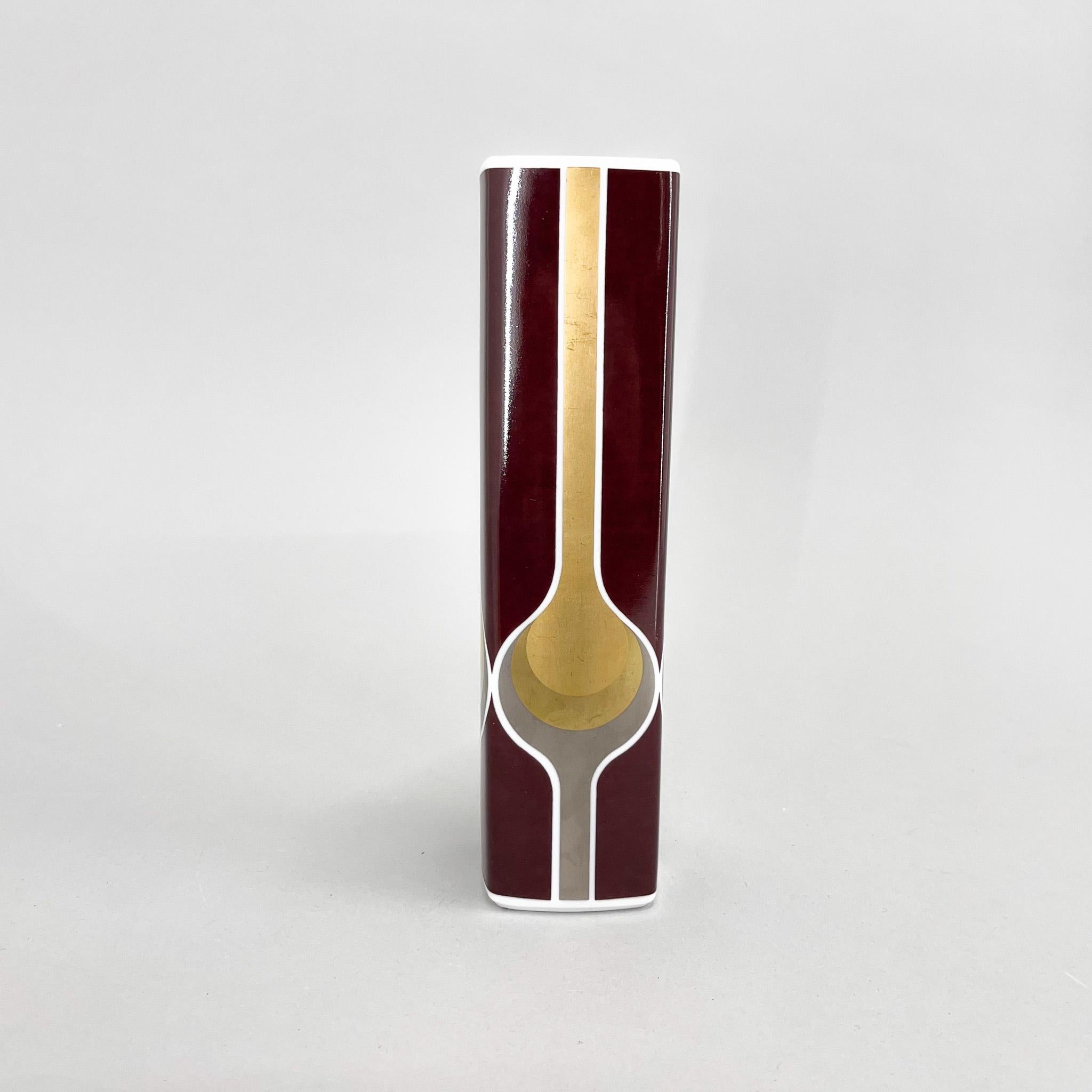 XX secolo Piccolo vaso in porcellana degli anni '70 di Heinrich Ceramics in vendita