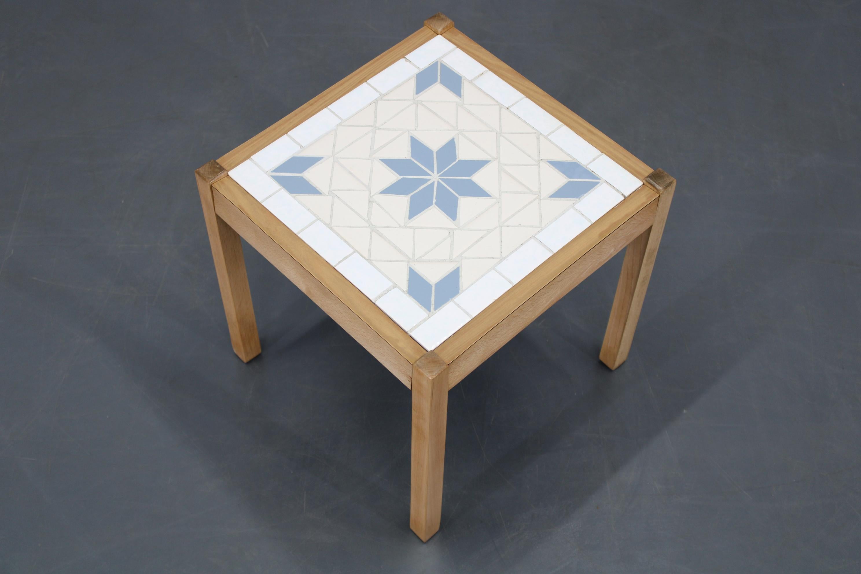 1970s Small Tile Beech Table, Denmark In Good Condition For Sale In Praha, CZ
