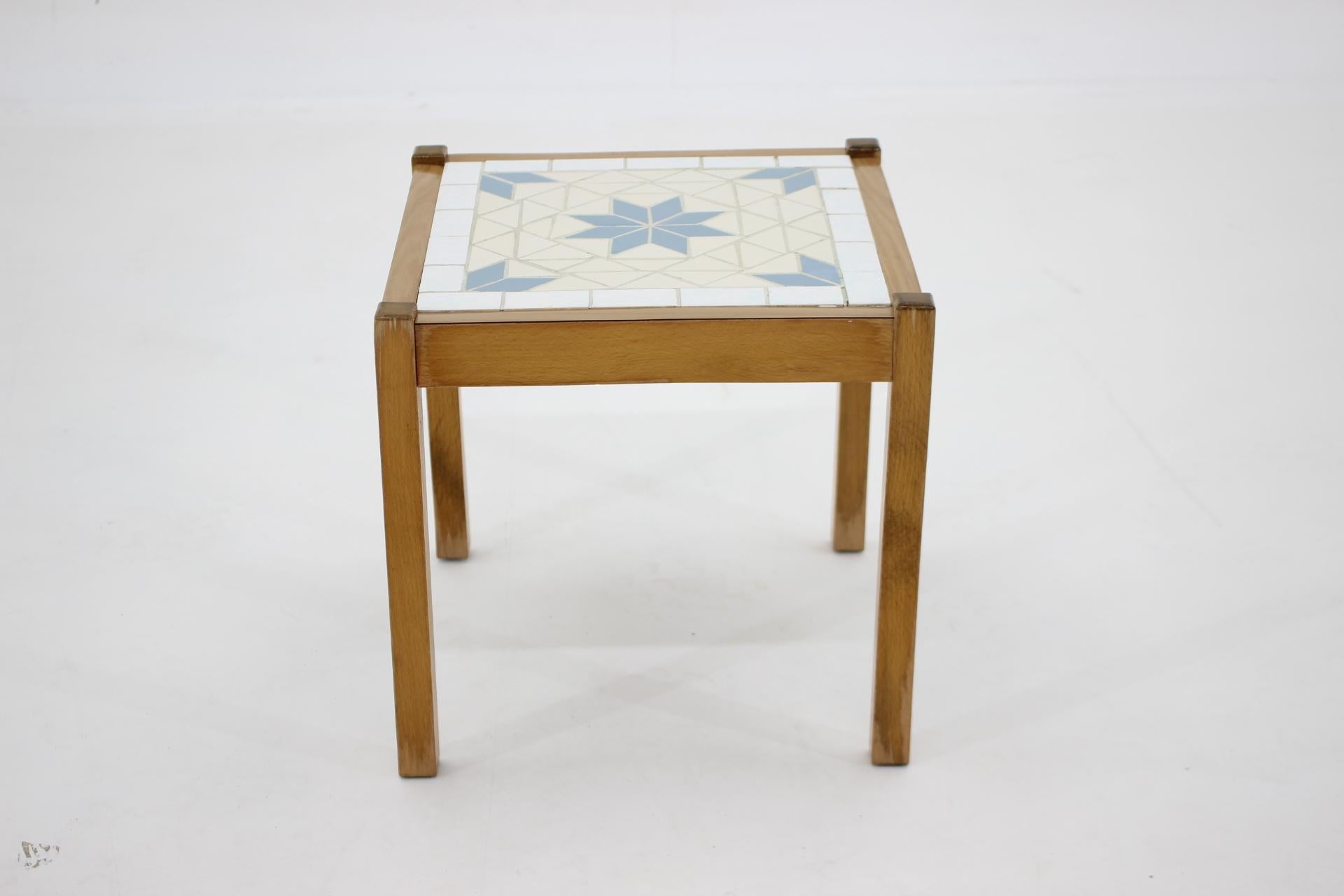 1970s Small Tile Side Table, Czechoslovakia  In Good Condition In Praha, CZ