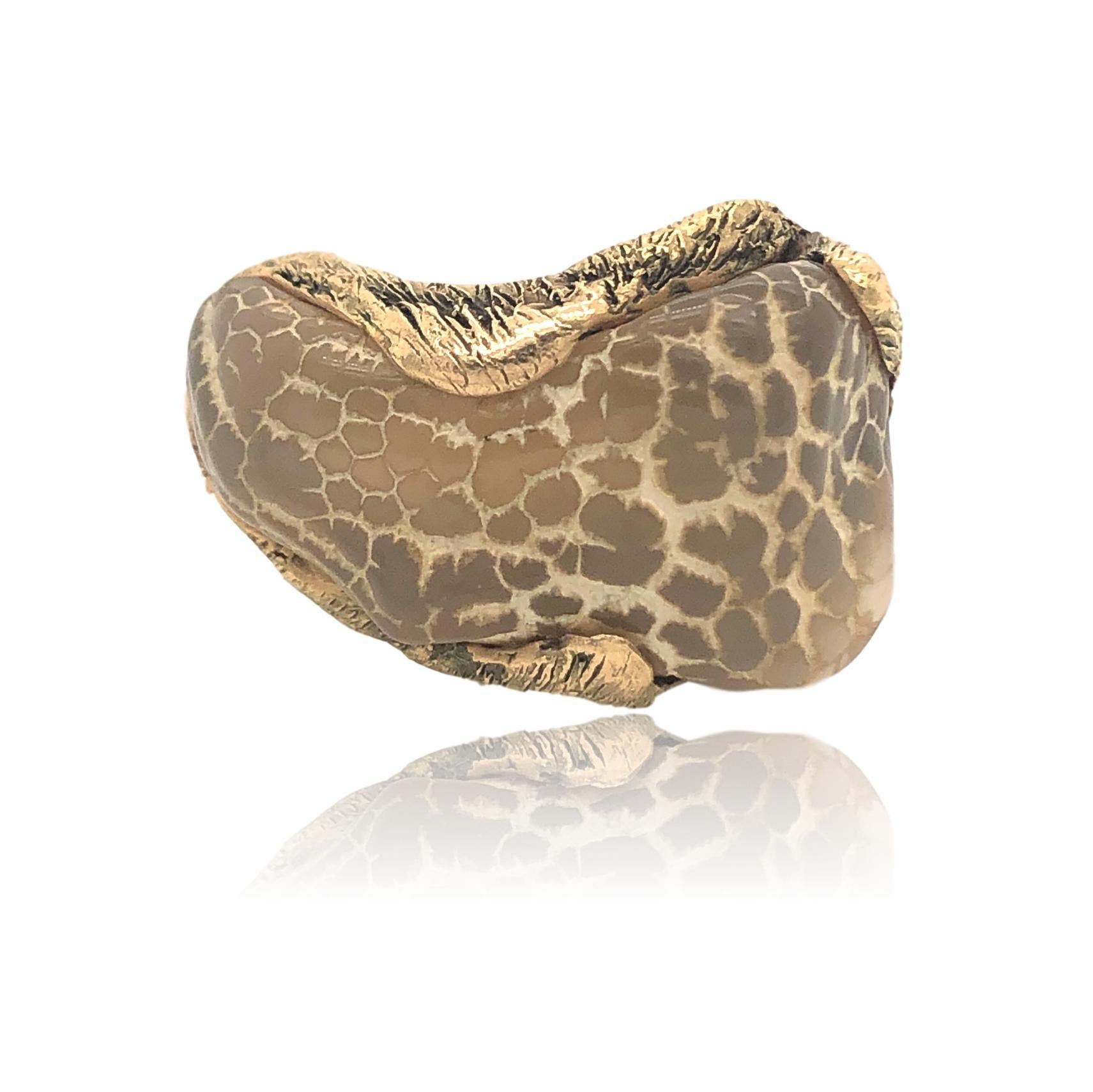 Modernist 1970s Snakeskin Agate and Gold Ring