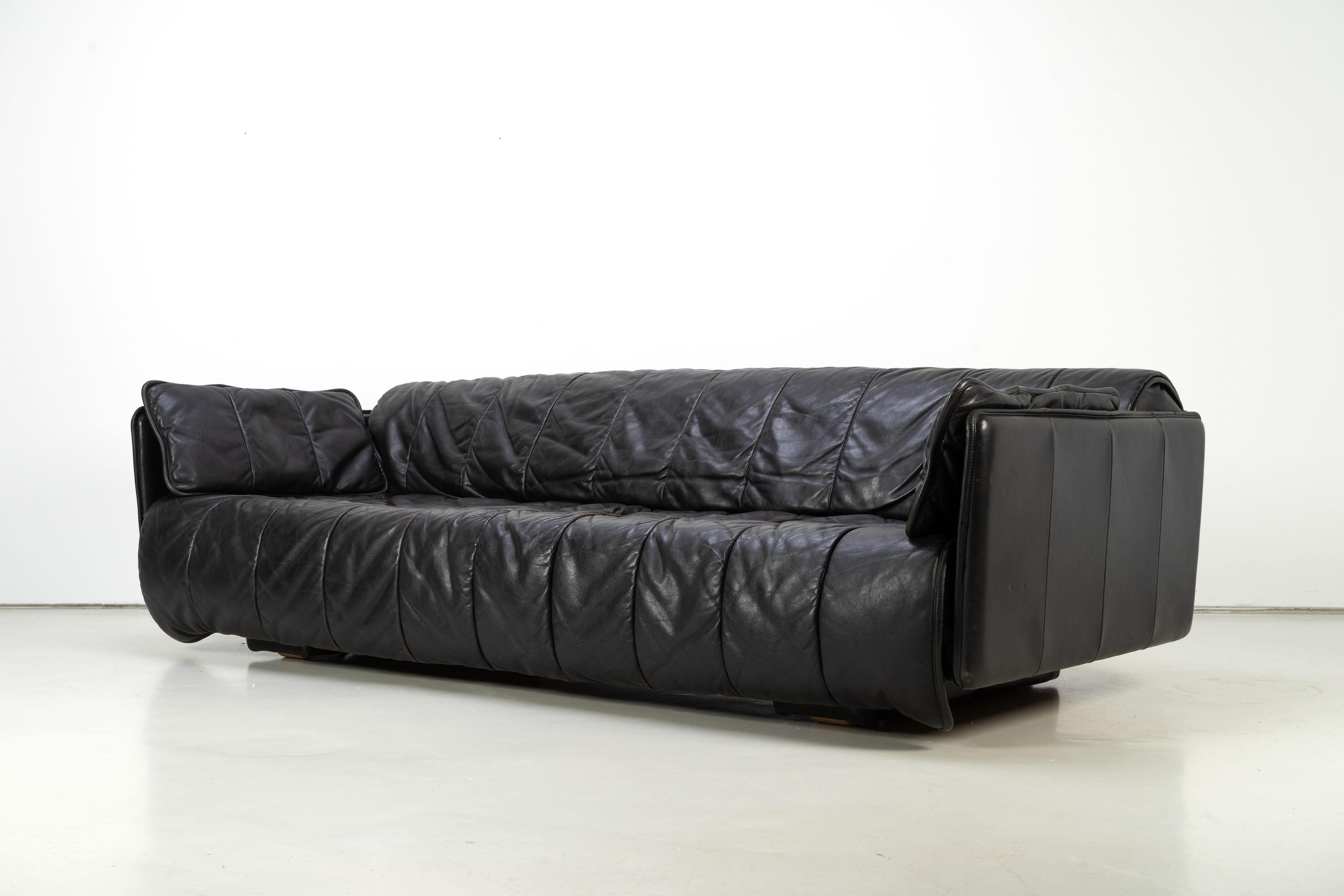 Mid-Century Modern 1970s Sofa De Sede DS-69 Switzerland Black Leather Daybed For Sale