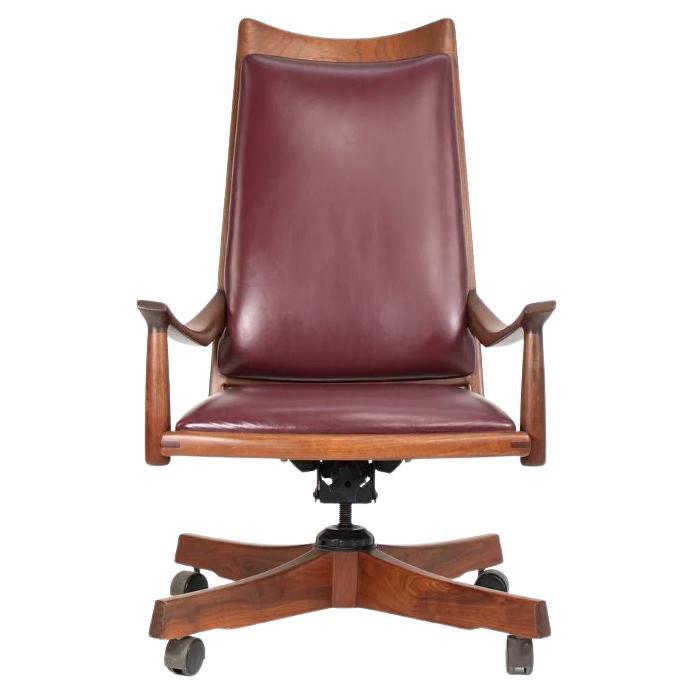 1970s Solid Walnut Desk Chair by John Nyquist made in California For Sale