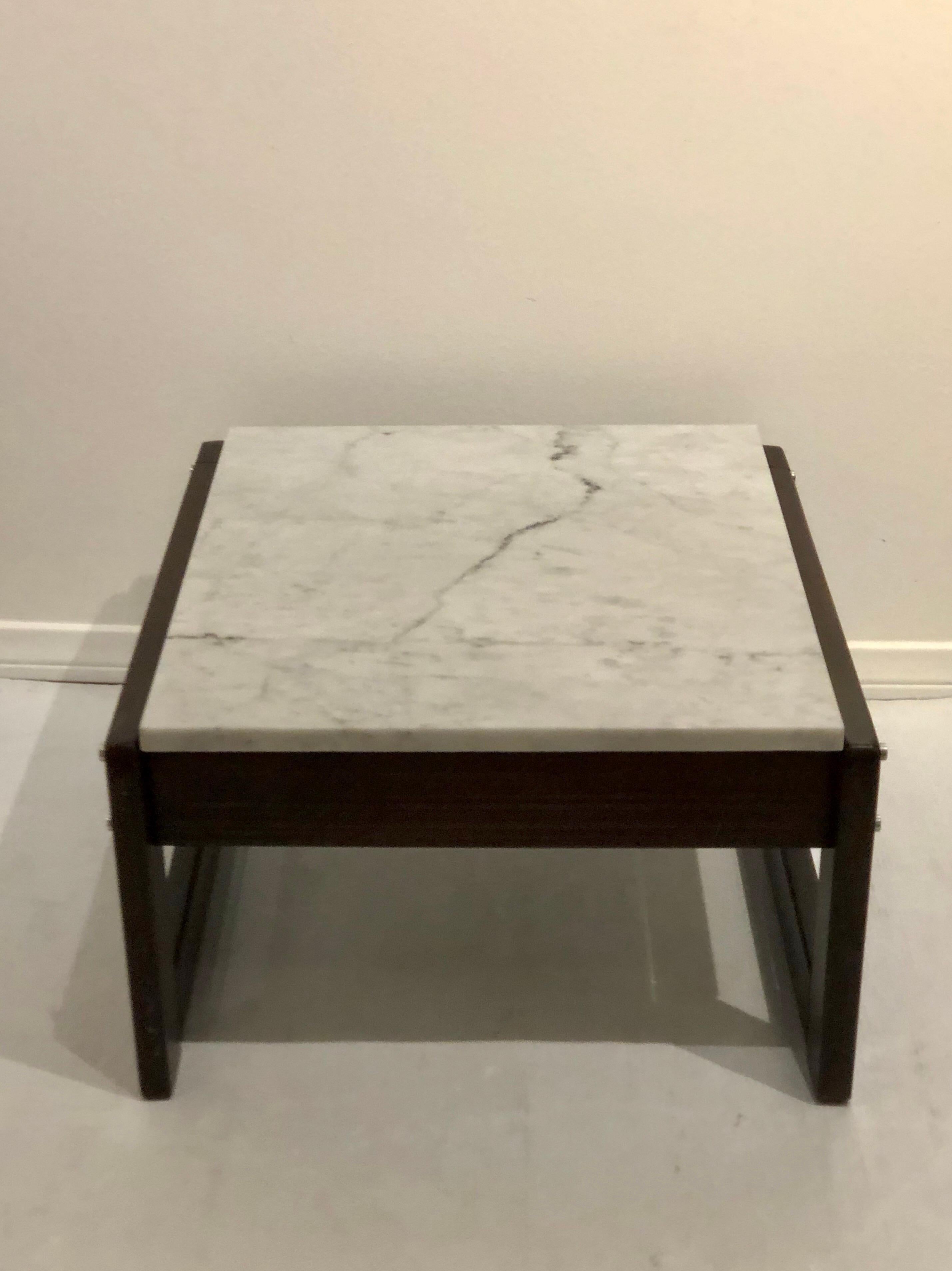 20th Century 1970s Solid Wood Base on Italian Carrara Marble Cocktail Low Table by Lafer For Sale