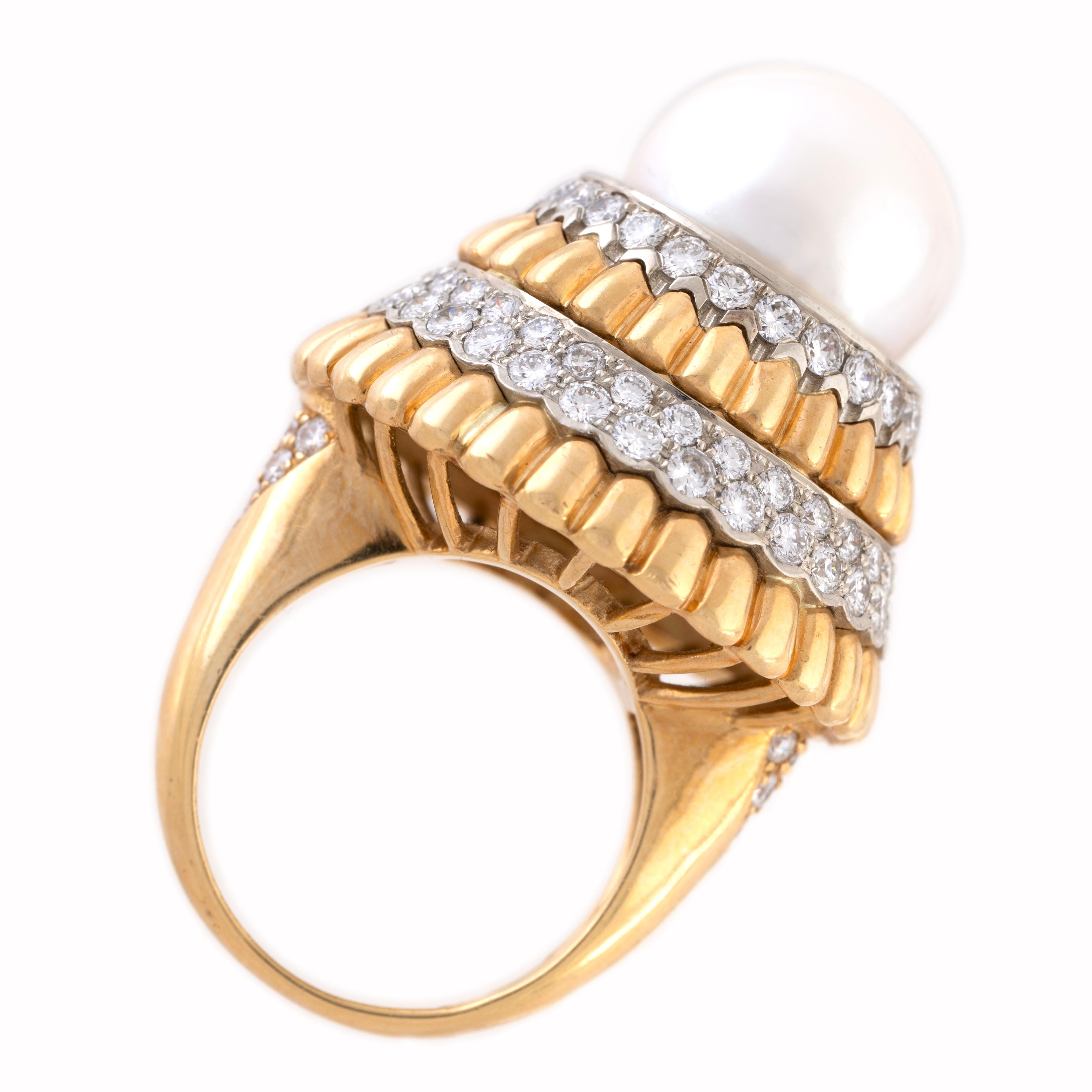 Women's or Men's 1970's SouthSea Pearl and Diamond Ring signed Van Cleef & Arpels 18k For Sale