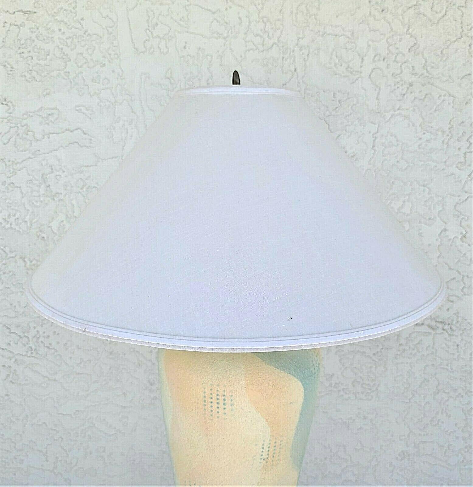 Fin du 20e siècle Lampadaire en plâtre texturé de style sud-ouest des années 1970 en vente