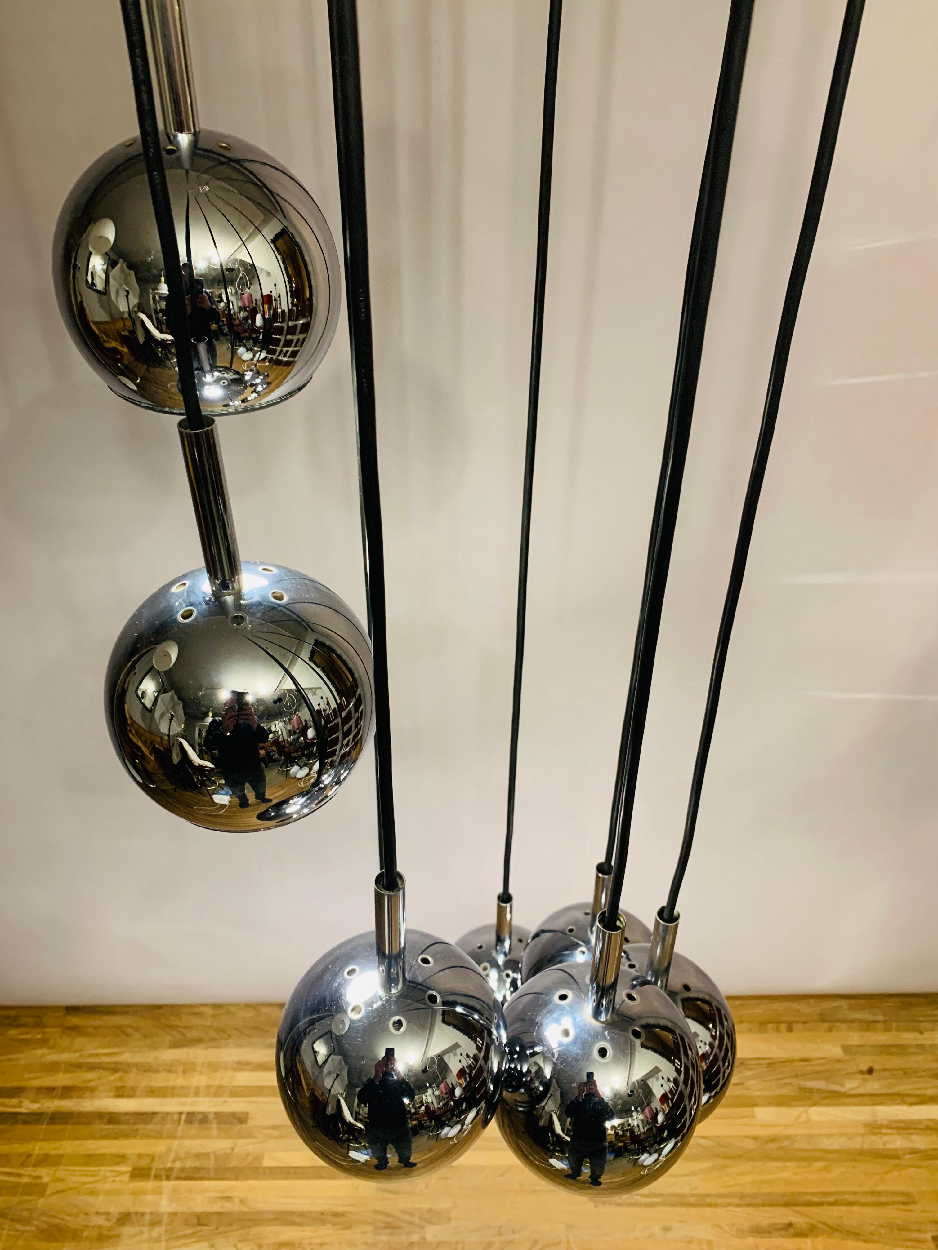 Metal 1970s Space Age 8 Chrome Cascading Globe with Black Wire Hanging Ceiling Light