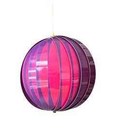 Suspension en acrylique style « Space Age » des années 1970, en violet et magenta
