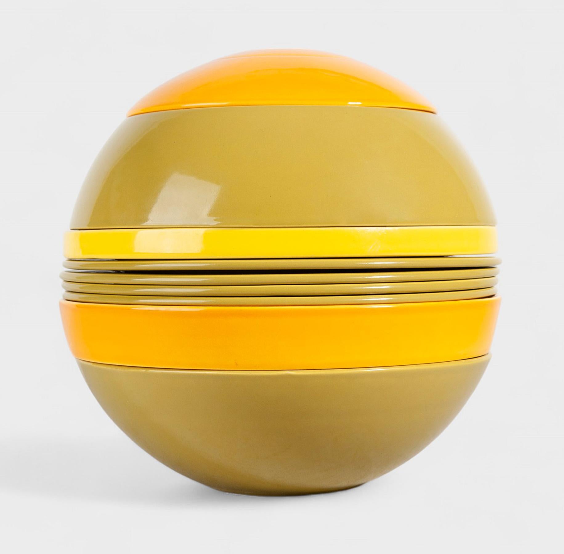 Vajilla de cerámica de colores vanguardistas de la Era Espacial de los años 70 Juego de 19 piezas 