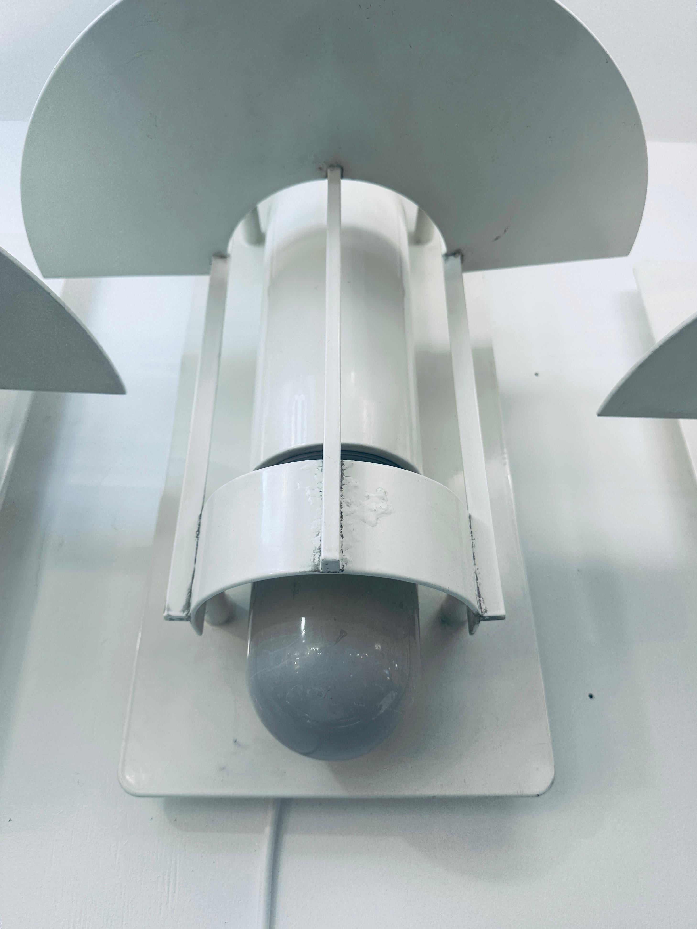 Lampada da parete per esterni A Space AGE danese Louis Poulsen degli anni '70 di Joachim Lepper in vendita 6