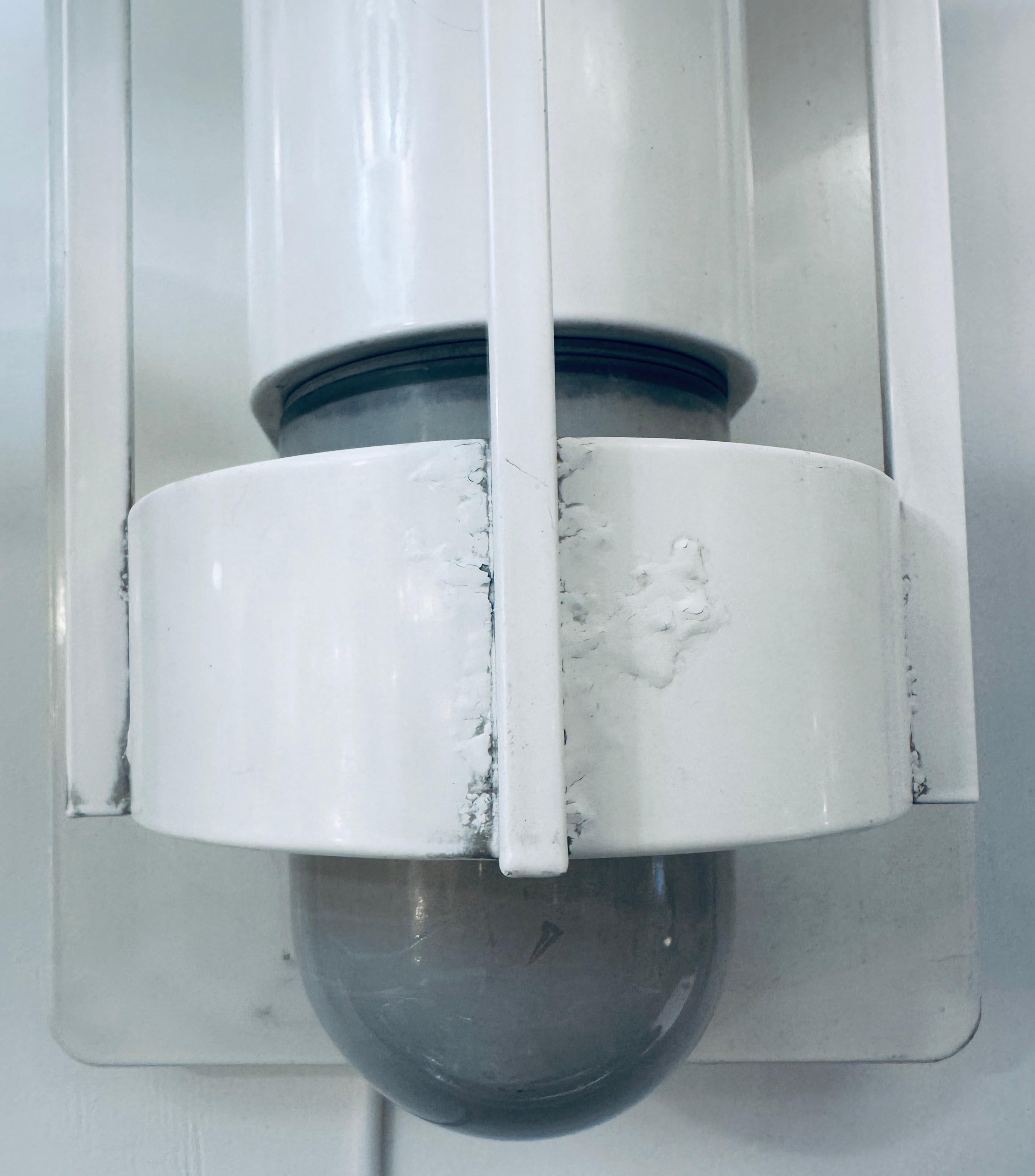 Lampada da parete per esterni A Space AGE danese Louis Poulsen degli anni '70 di Joachim Lepper in vendita 7