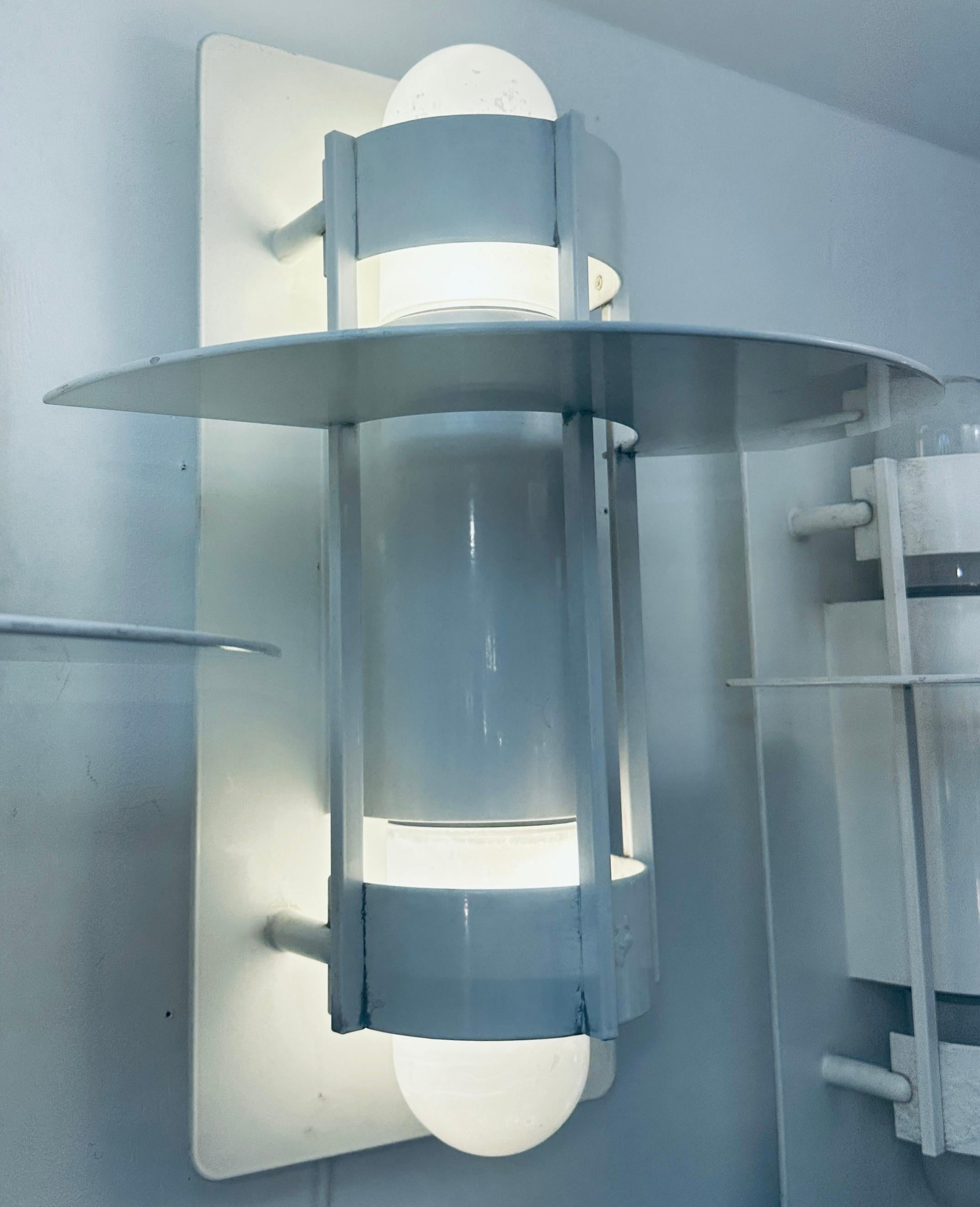 XX secolo Lampada da parete per esterni A Space AGE danese Louis Poulsen degli anni '70 di Joachim Lepper in vendita