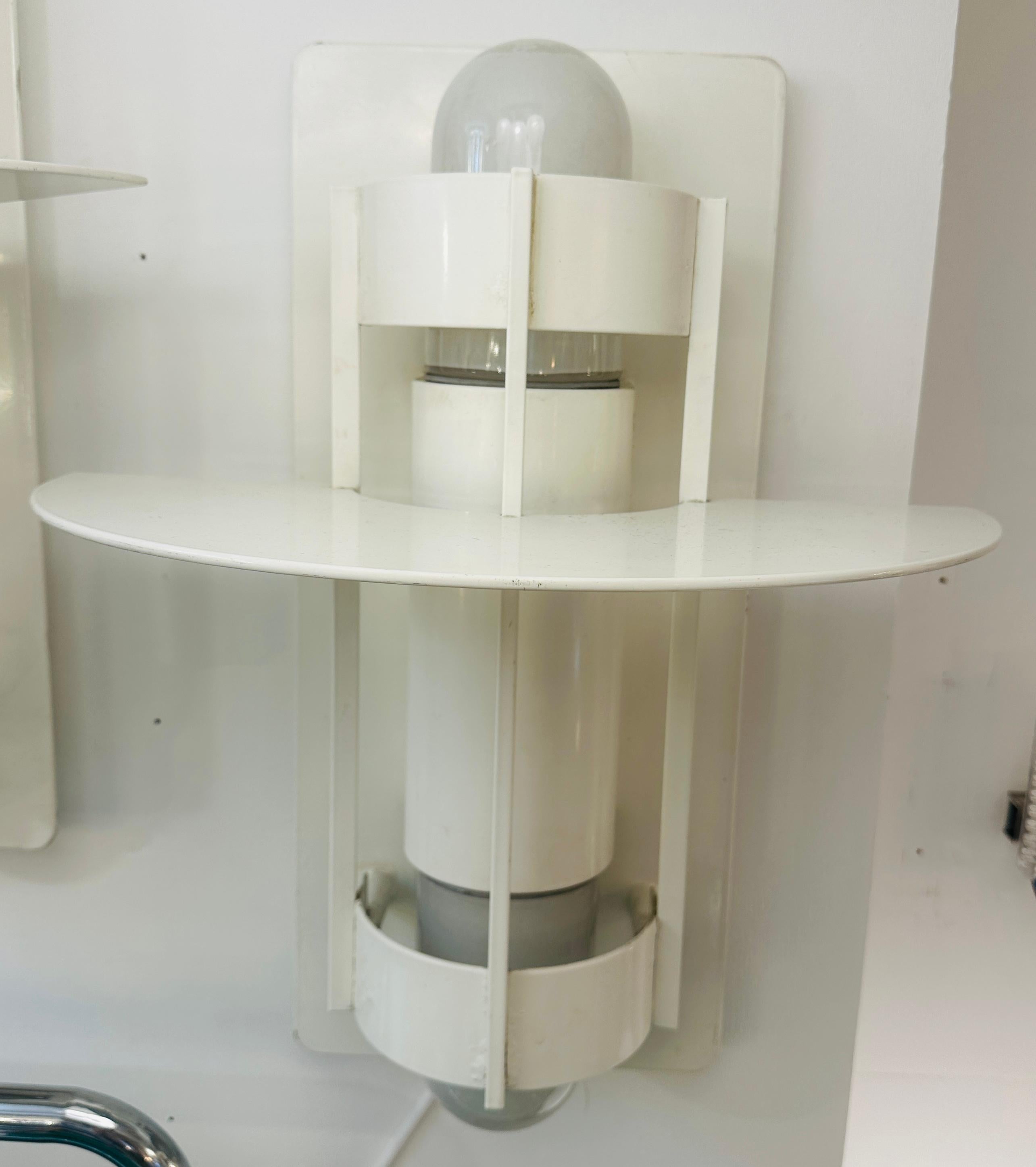 Lampada da parete per esterni A Space AGE danese Louis Poulsen degli anni '70 di Joachim Lepper in vendita 6
