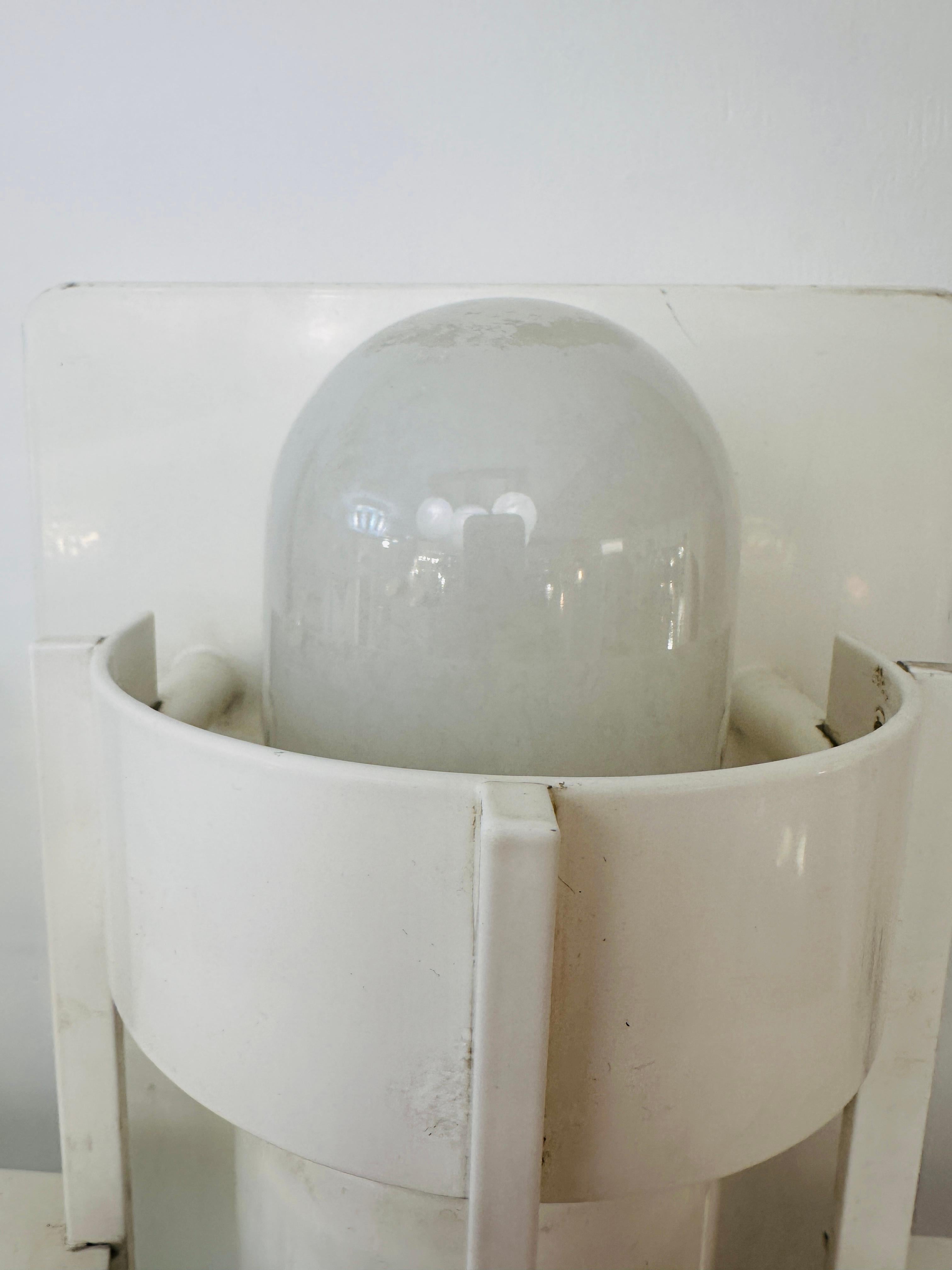 Lampada da parete per esterni A Space AGE danese Louis Poulsen degli anni '70 di Joachim Lepper in vendita 8