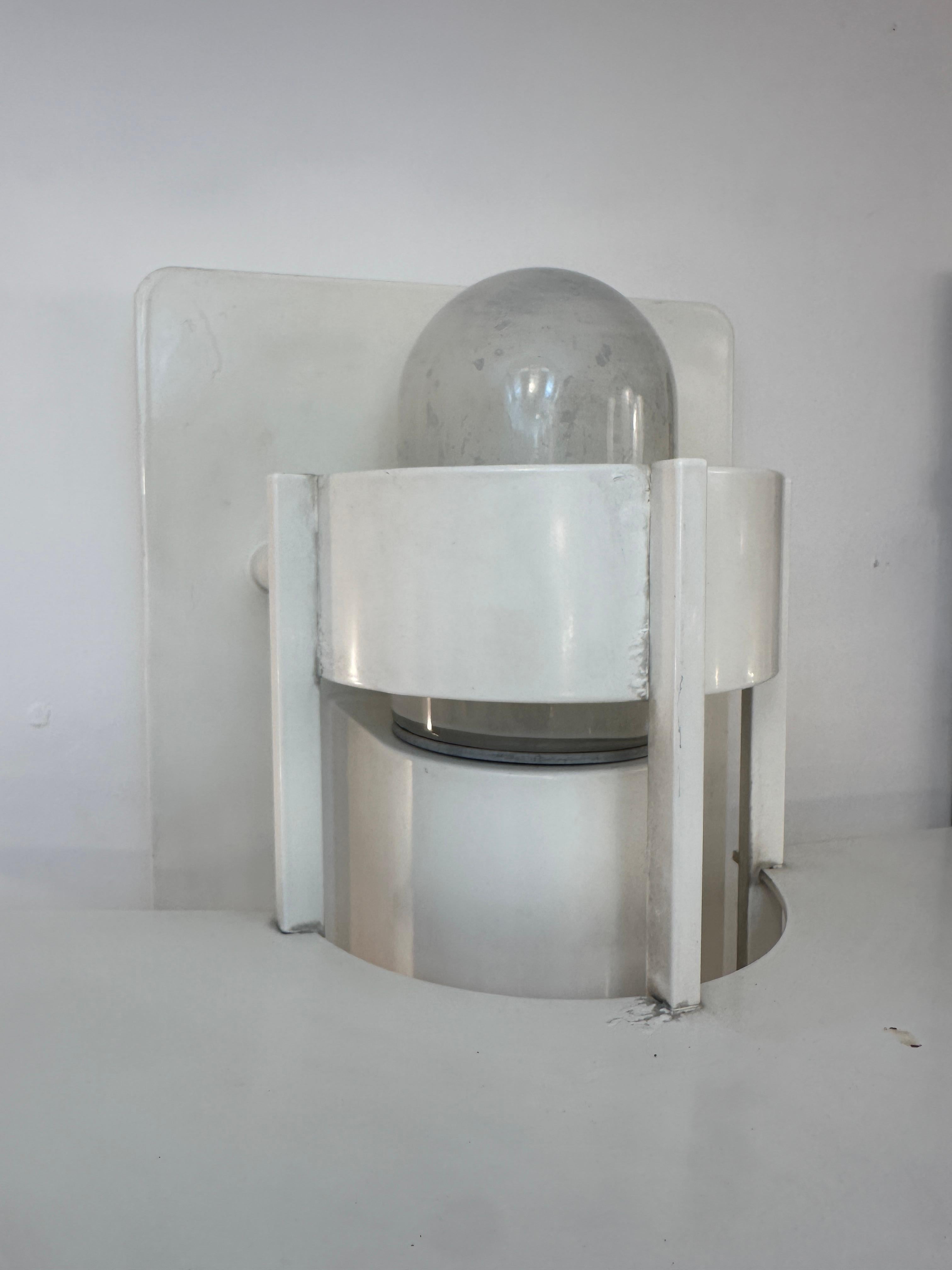 Lampada da parete per esterni A Space AGE danese Louis Poulsen degli anni '70 di Joachim Lepper in vendita 3