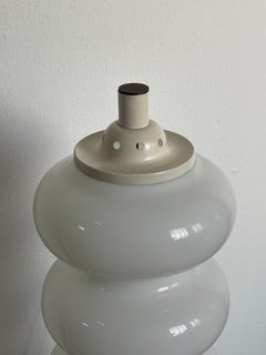 Lámpara de pie de la «Era Espacial» de los años 70, diseño italiano, estilo contemporáneo de Sottsass