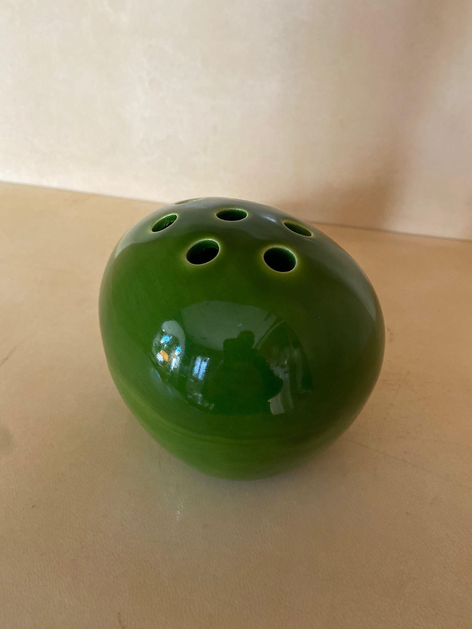 European 1970s Space Age Green Vase in Ceramic by Gabbianelli, Made in Italy