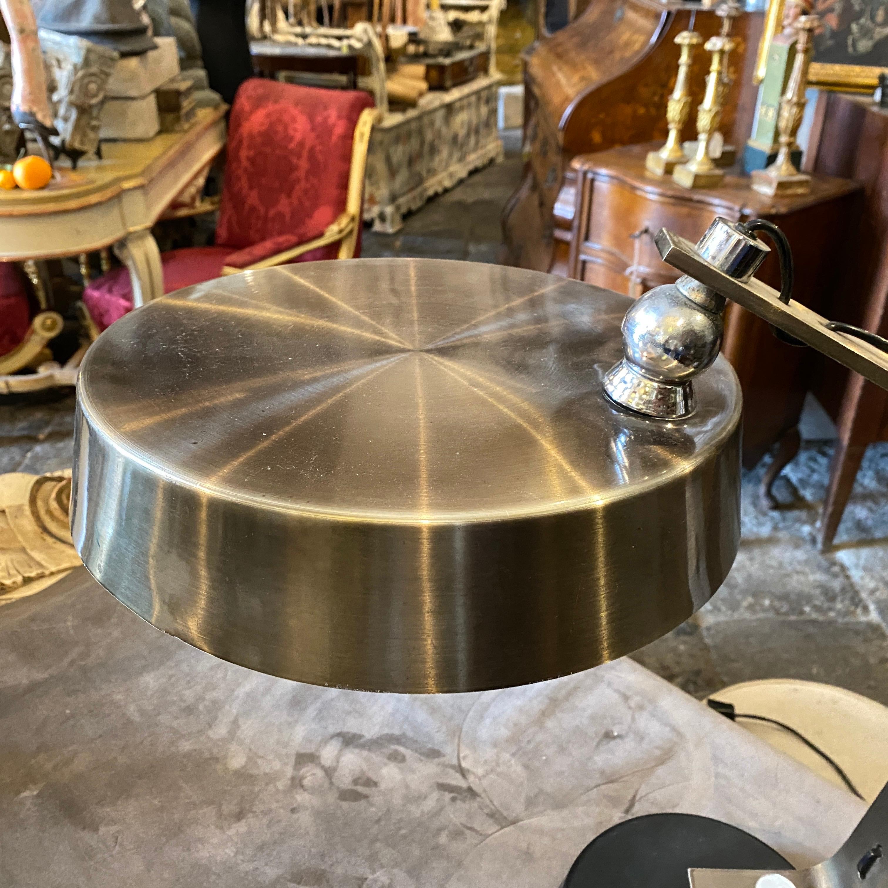 20ième siècle Lampe de table italienne de l'ère spatiale des années 1970 dans le style d'Arredoluce en vente