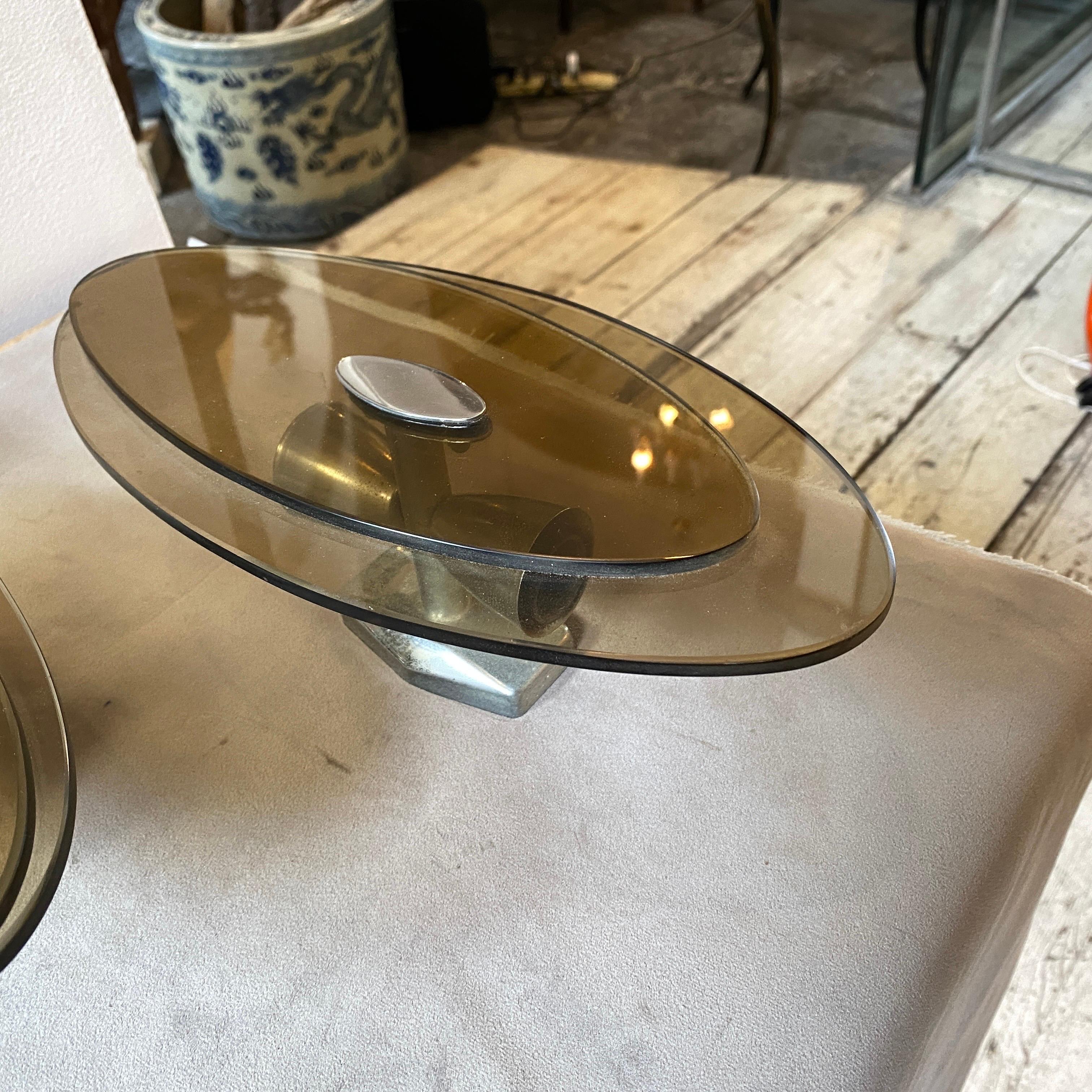 Two 1970s Space Age Metal and Smoked Glass Italian Oval Wall Sconces by Veca In Good Condition For Sale In Aci Castello, IT