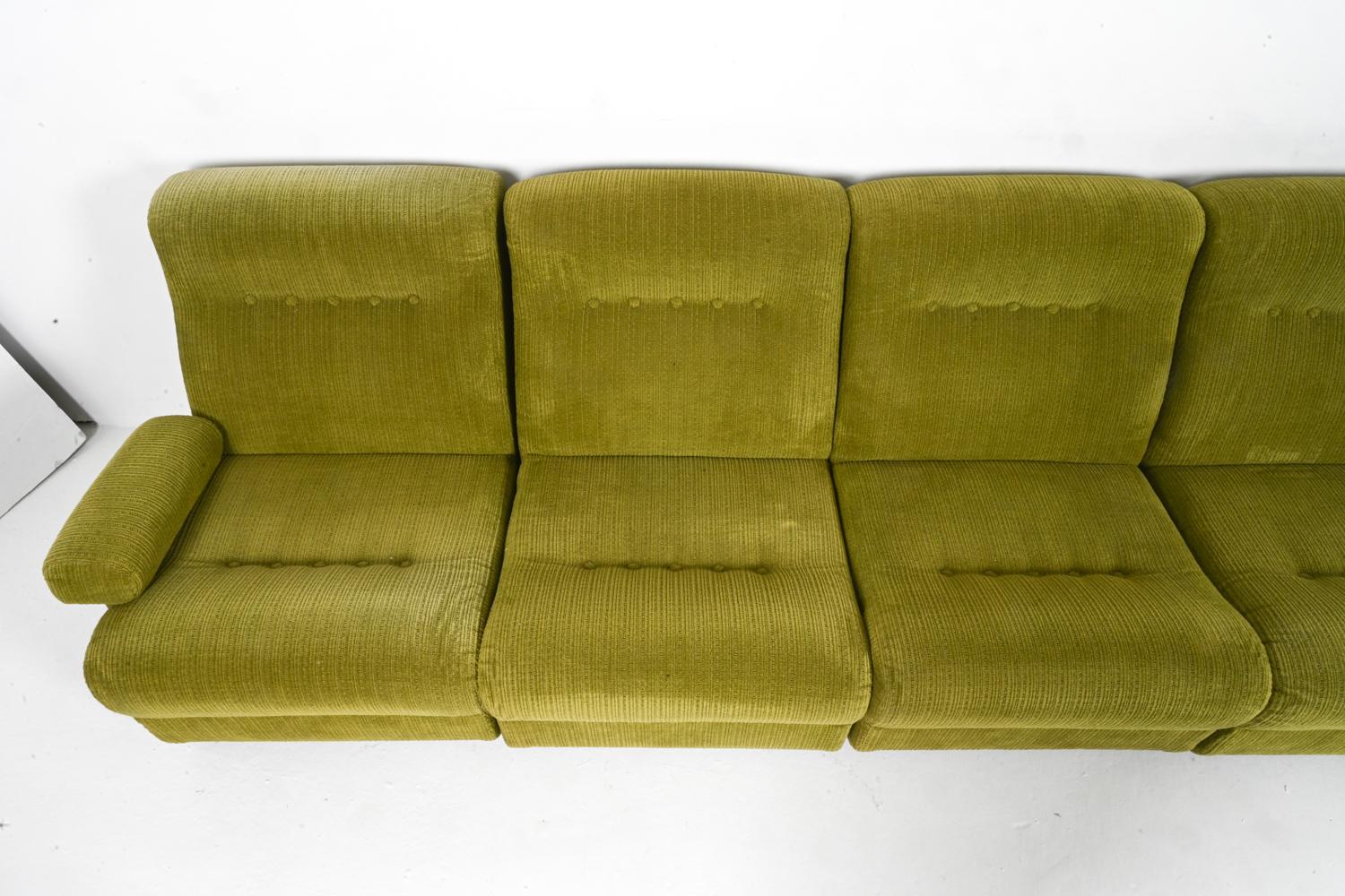 1970's Space Age Modular Sectional Sofa in Corded Sheared Boucle In Good Condition For Sale In Norwalk, CT