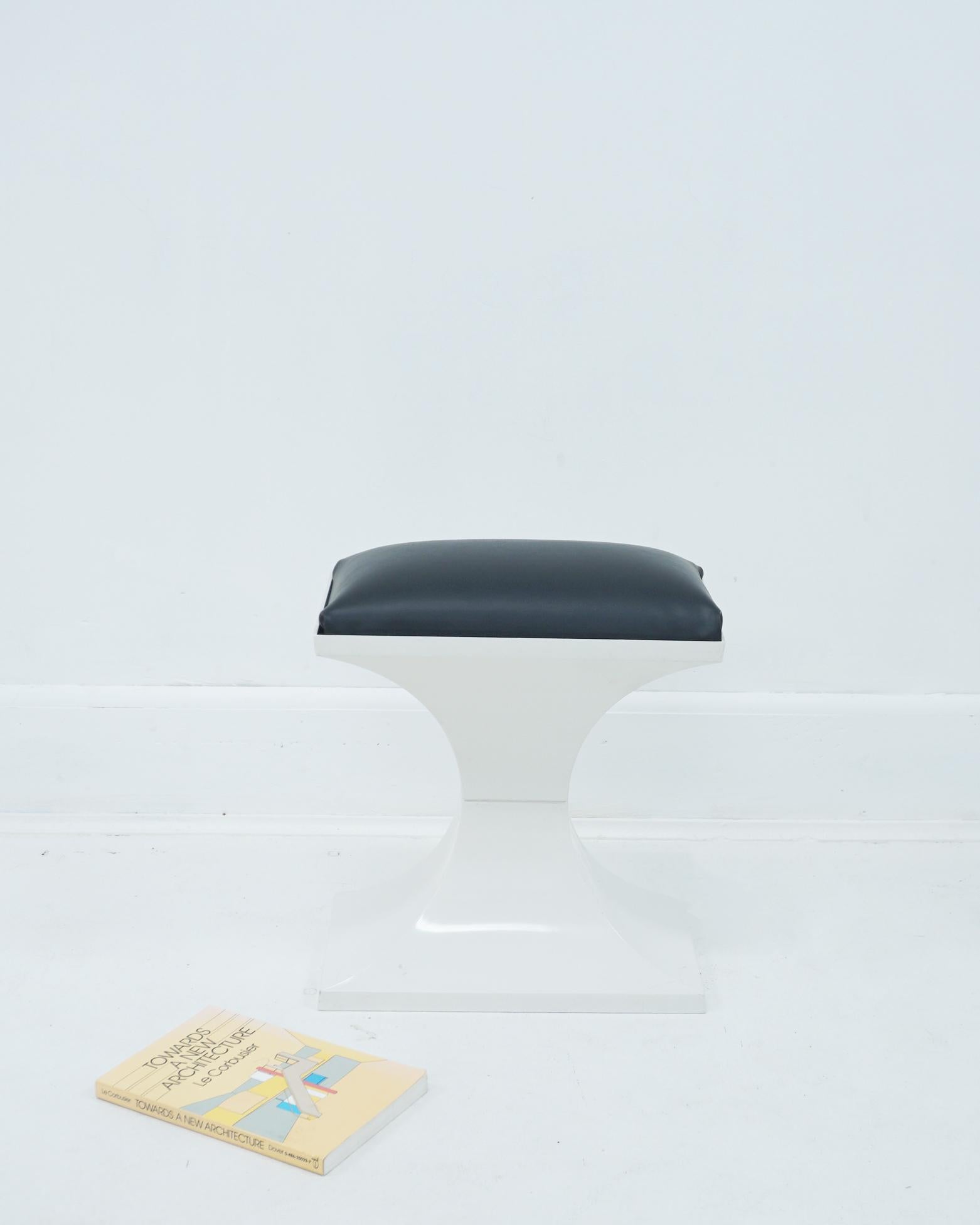 Late 20th Century 1970s Space-age Plastic and Faux Leather Stool Footrest Made in Holland For Sale