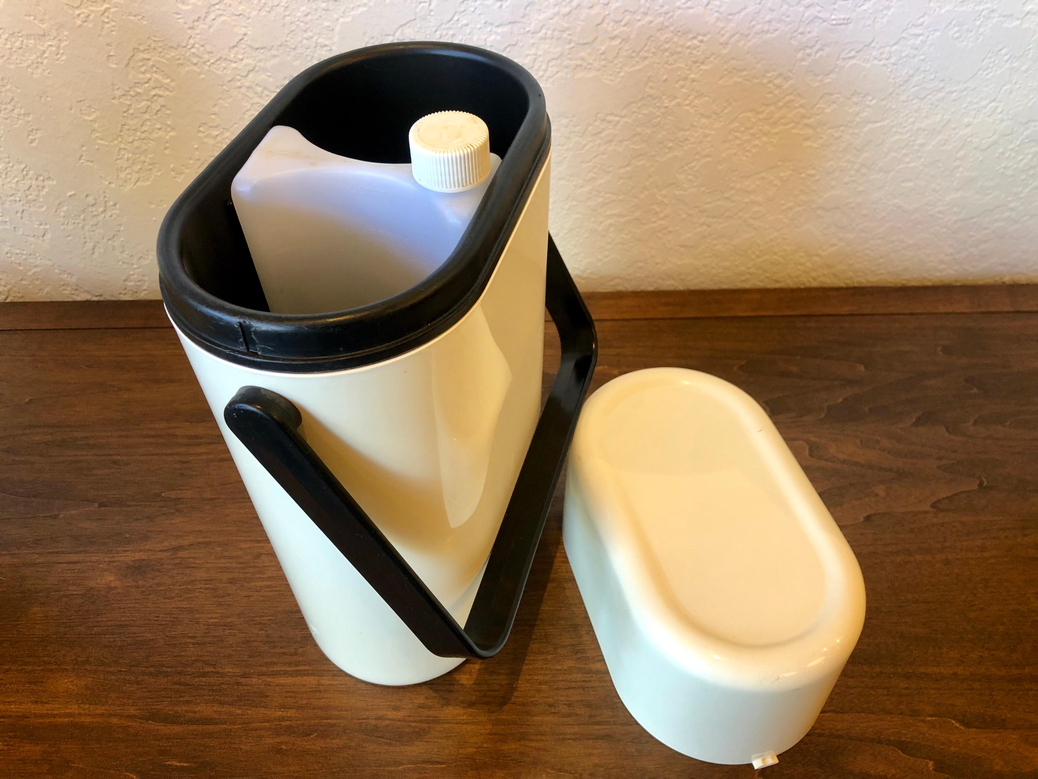 The decor insulated wine carrier with wine chiller was designed in 1978 to meet the needs of people in Melbourne Australia who patronised 'BYO' (bring your own) restaurants, which was a popular practice at this time. It can also be used as a bottle