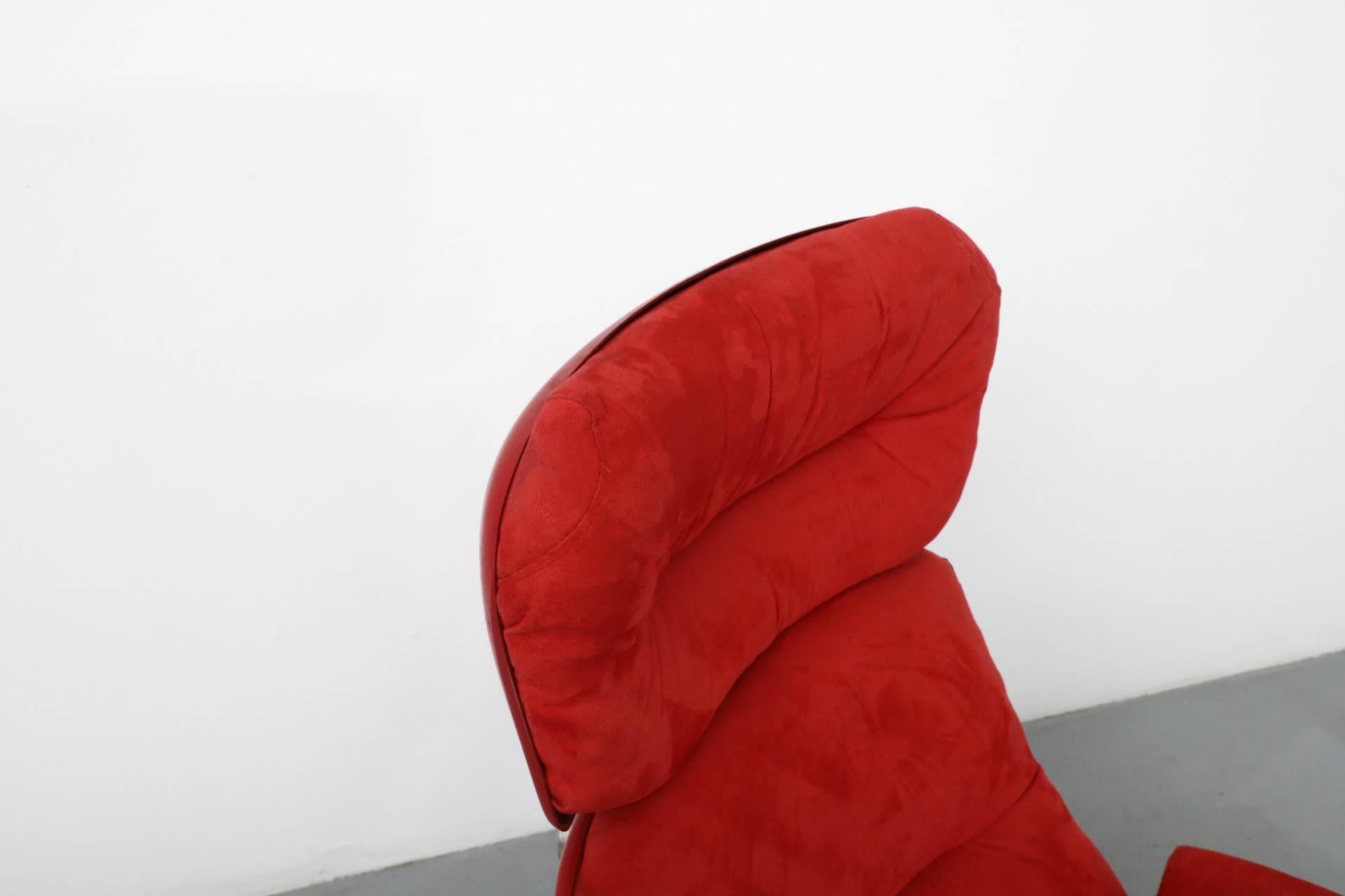 1970's Space Age Red Cinema Chair with Headrest, Paris For Sale 5