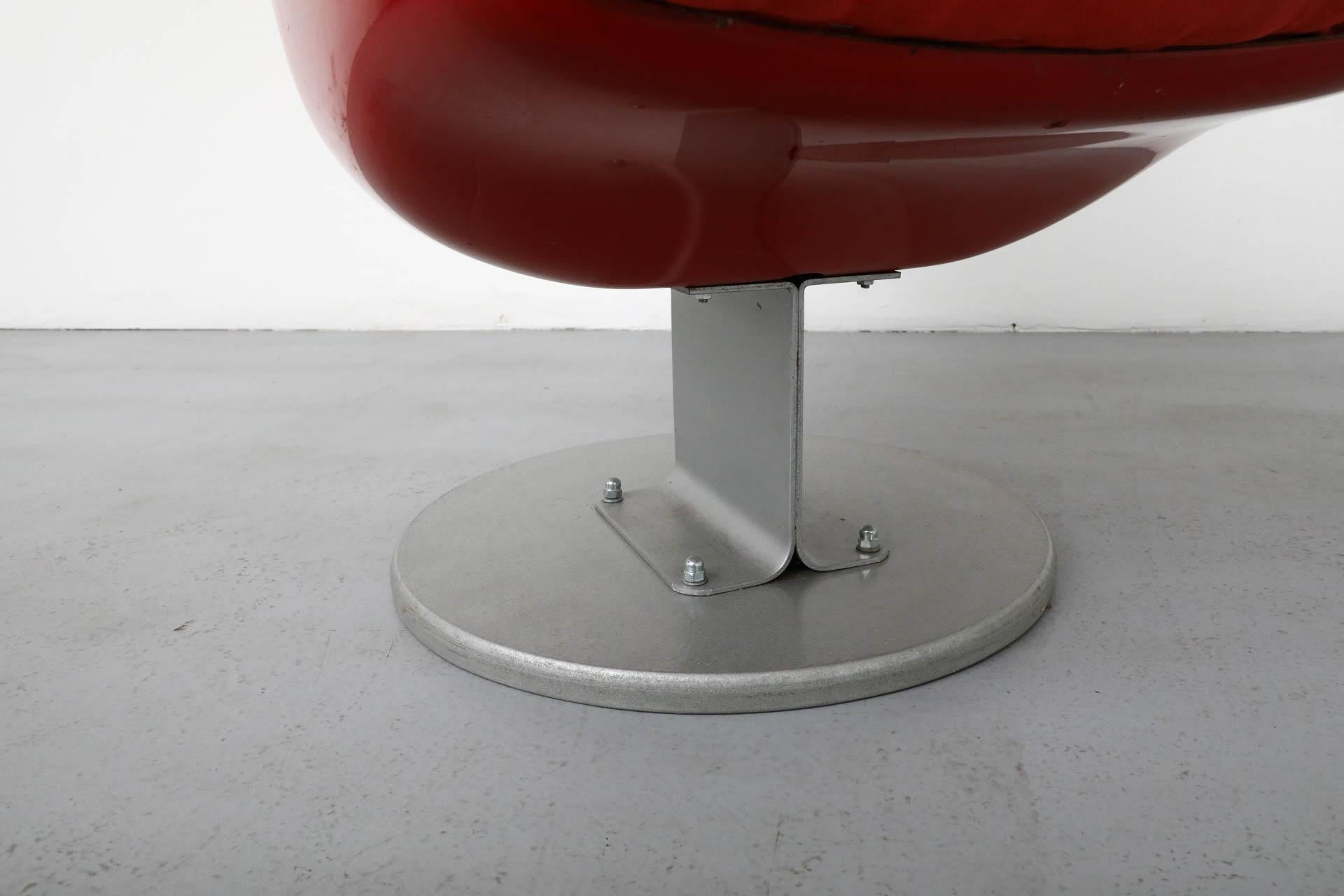 1970's Space Age Red Cinema Chair with Headrest, Paris For Sale 7