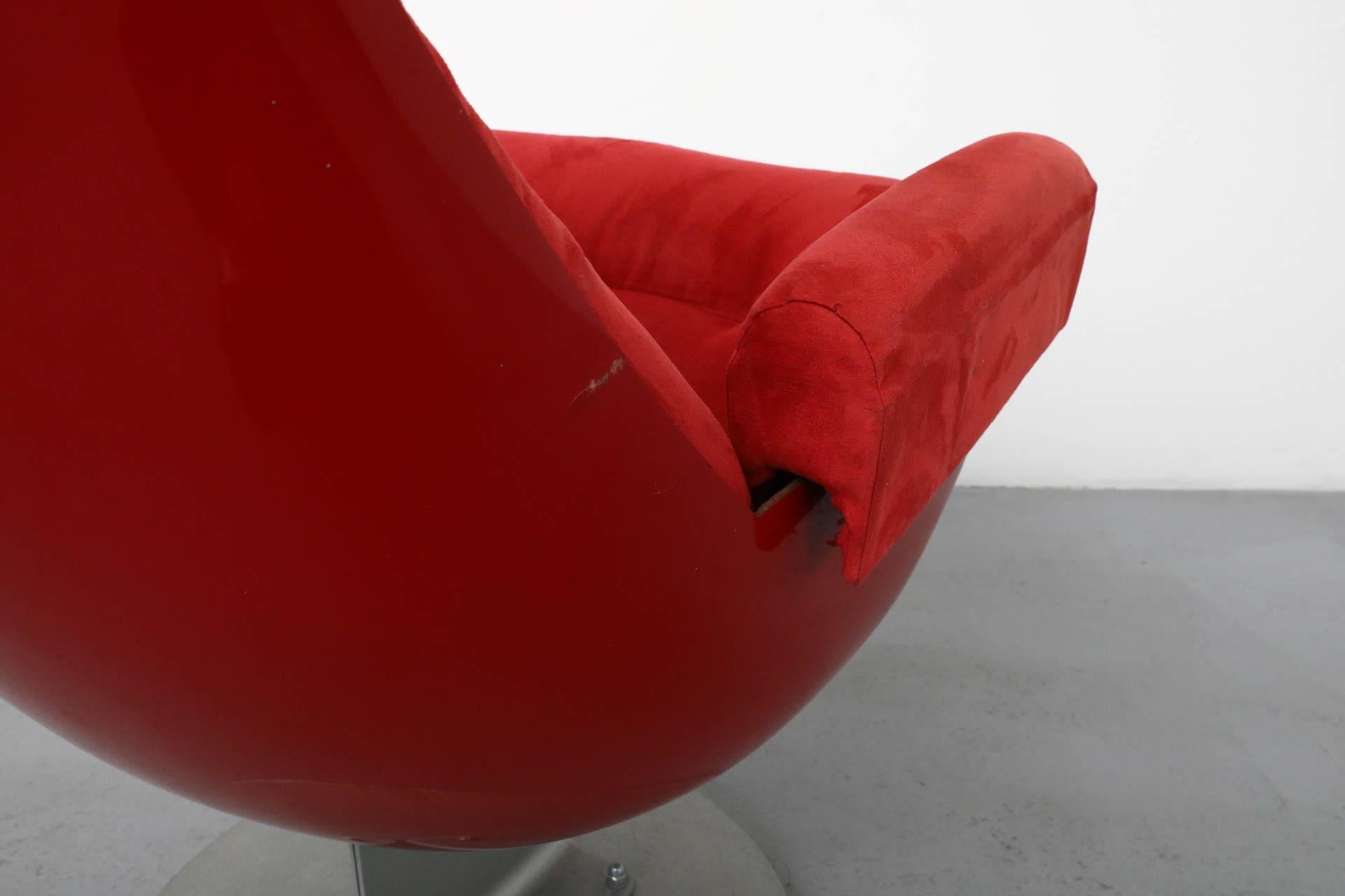 1970's Space Age Red Cinema Chair with Headrest, Paris For Sale 13
