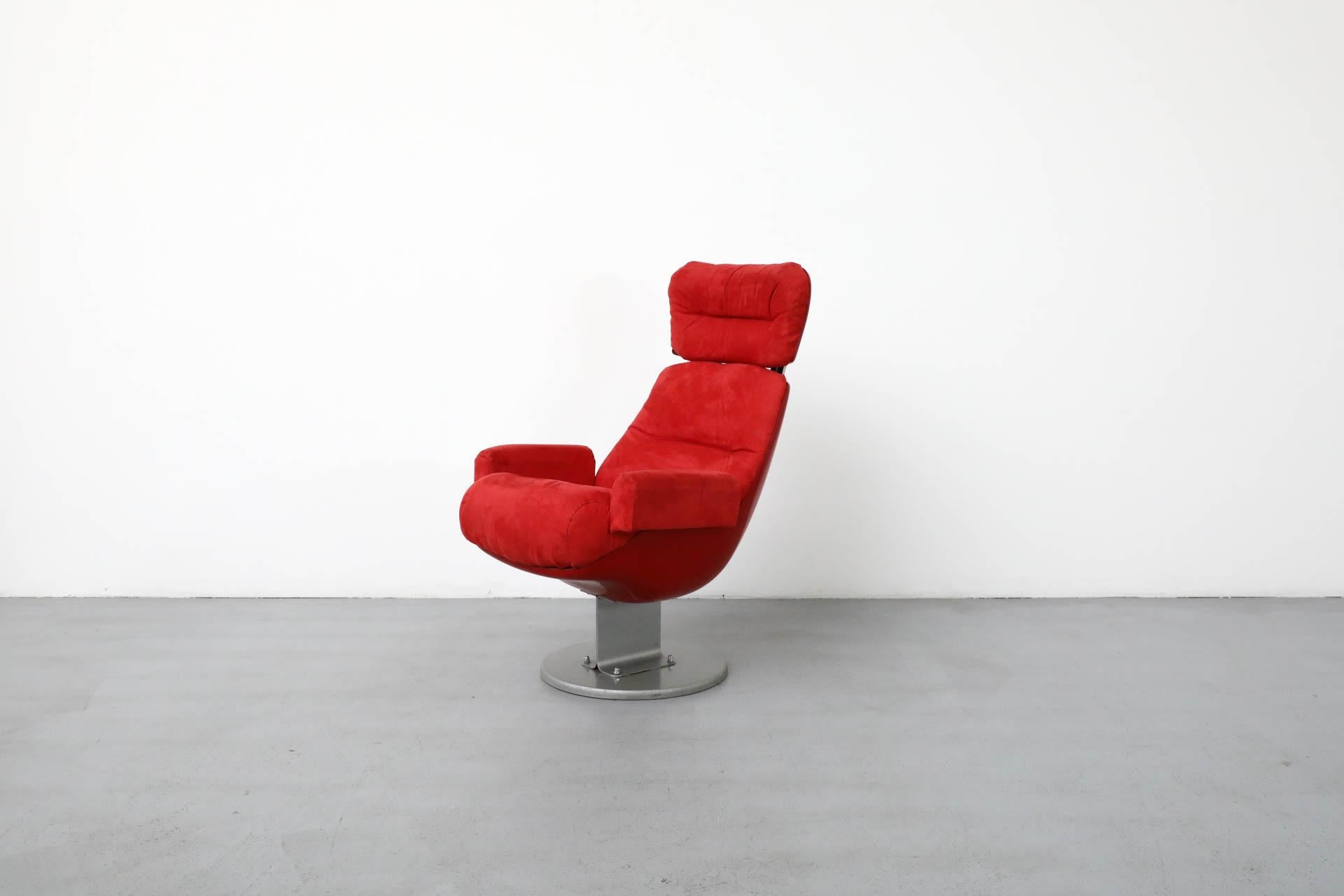 French 1970's Space Age Red Cinema Chair with Headrest, Paris For Sale