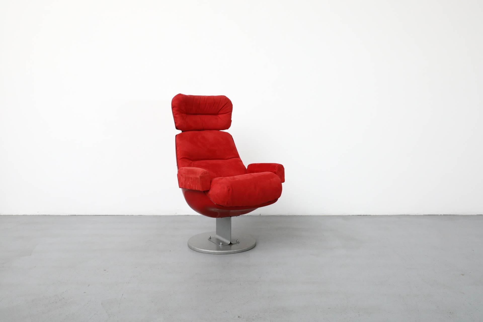 1970's Space Age Red Cinema Chair with Headrest, Paris For Sale 2